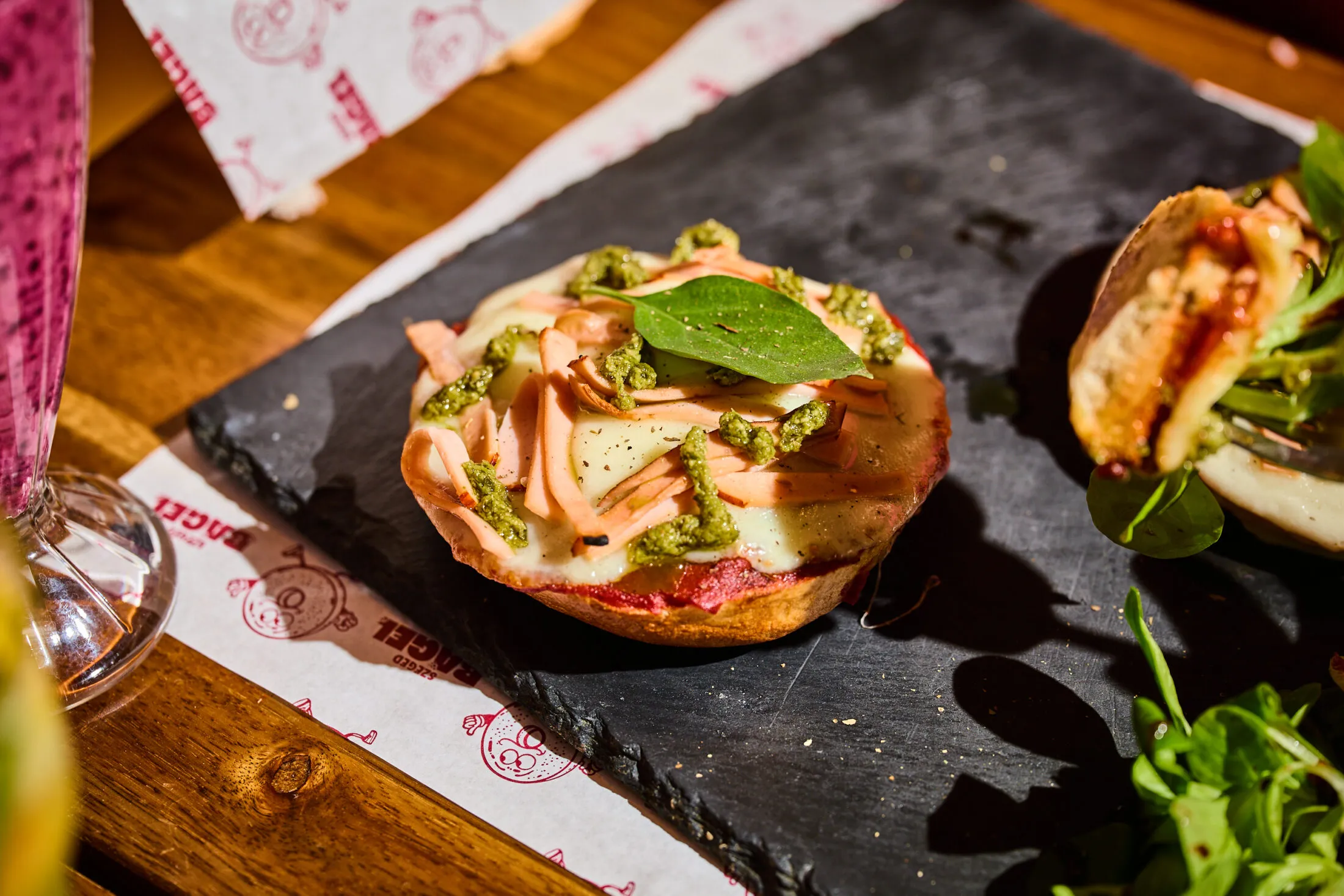 szeged-bagel