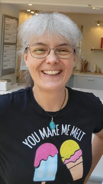 Németh Ágnes Minus11 fagyizó