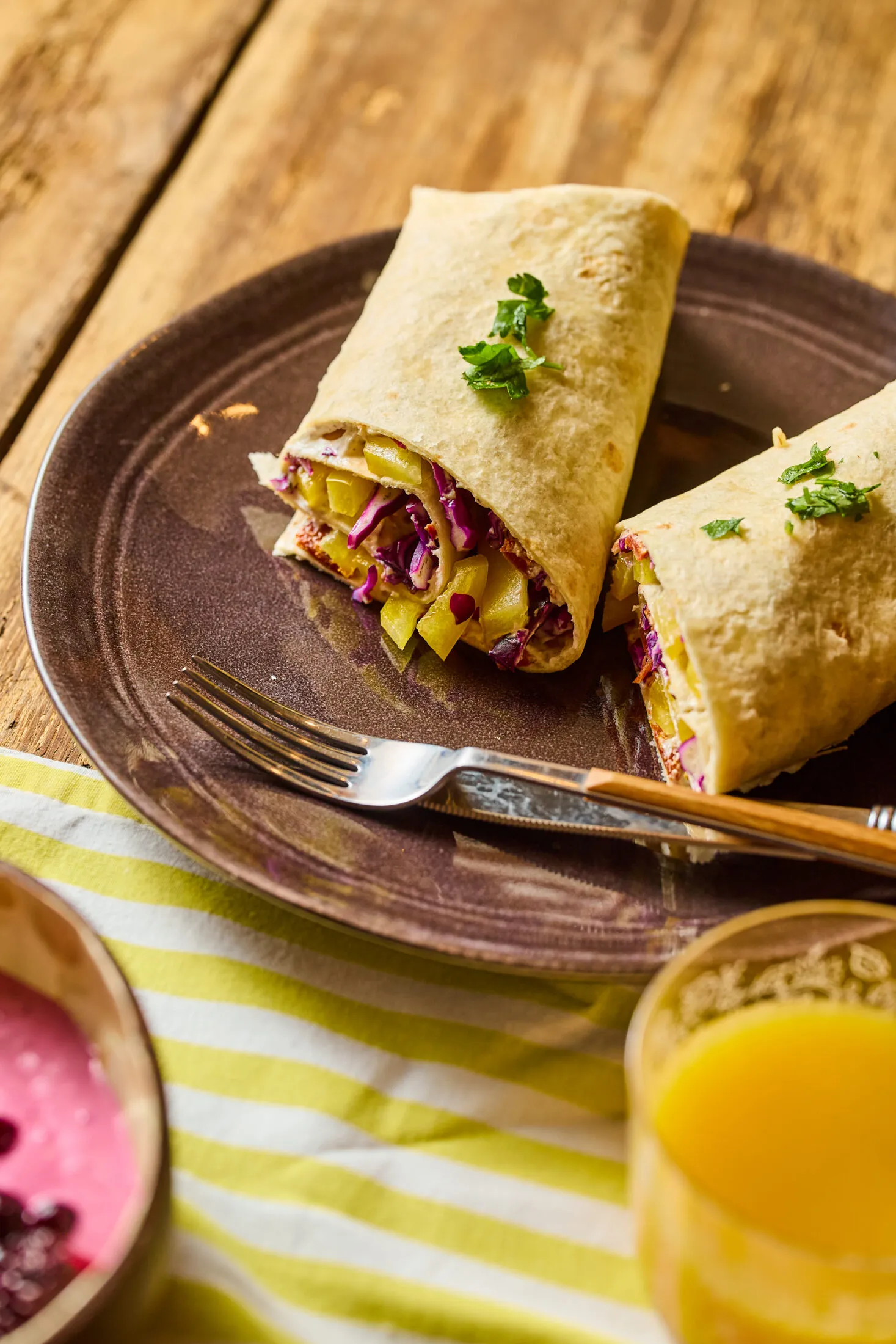 Aszalt paradicsomos, fetakrémes tortillaszendvics