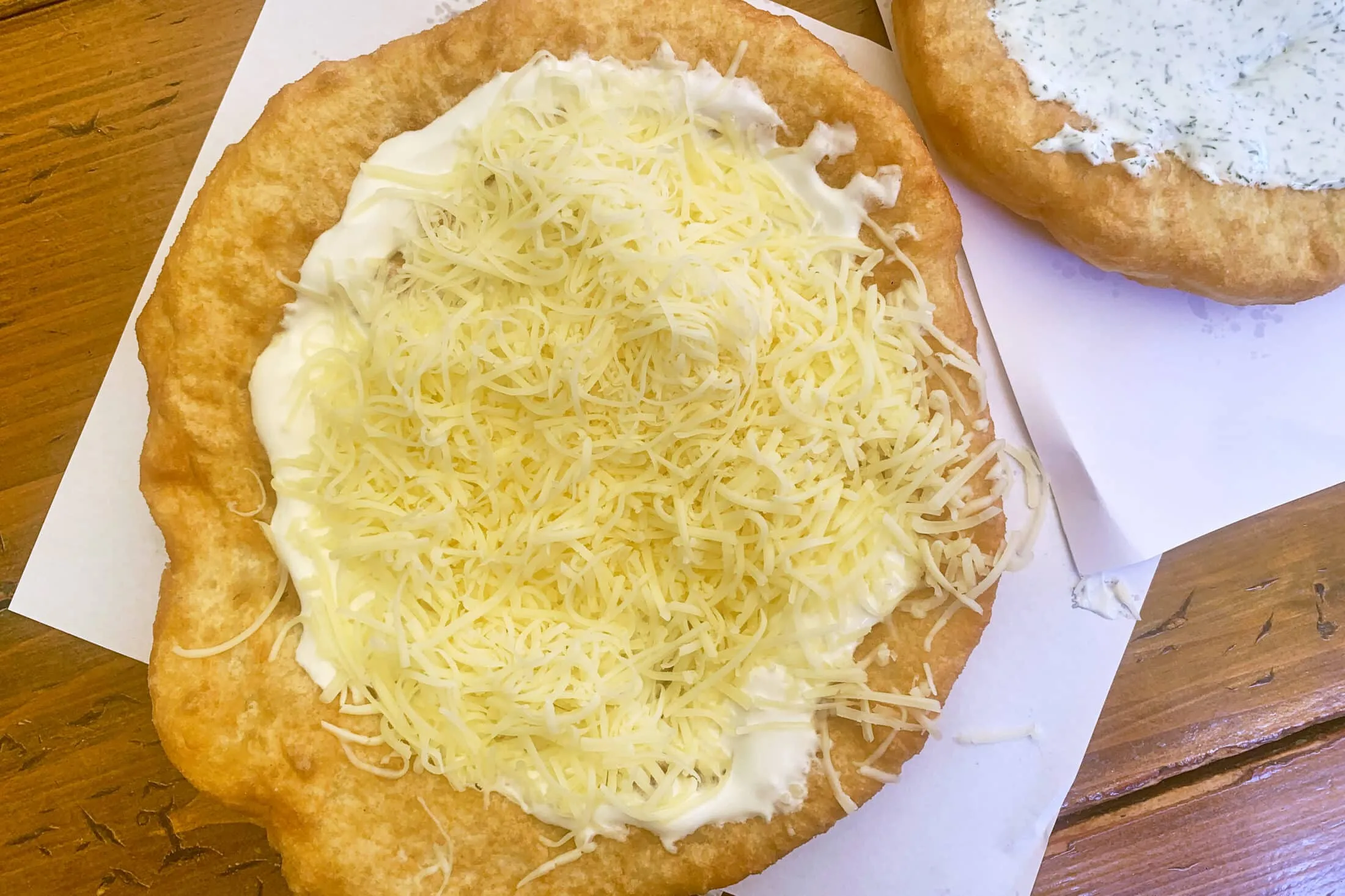 balatoni-langos-balatonkenese-domolki-langos (3)