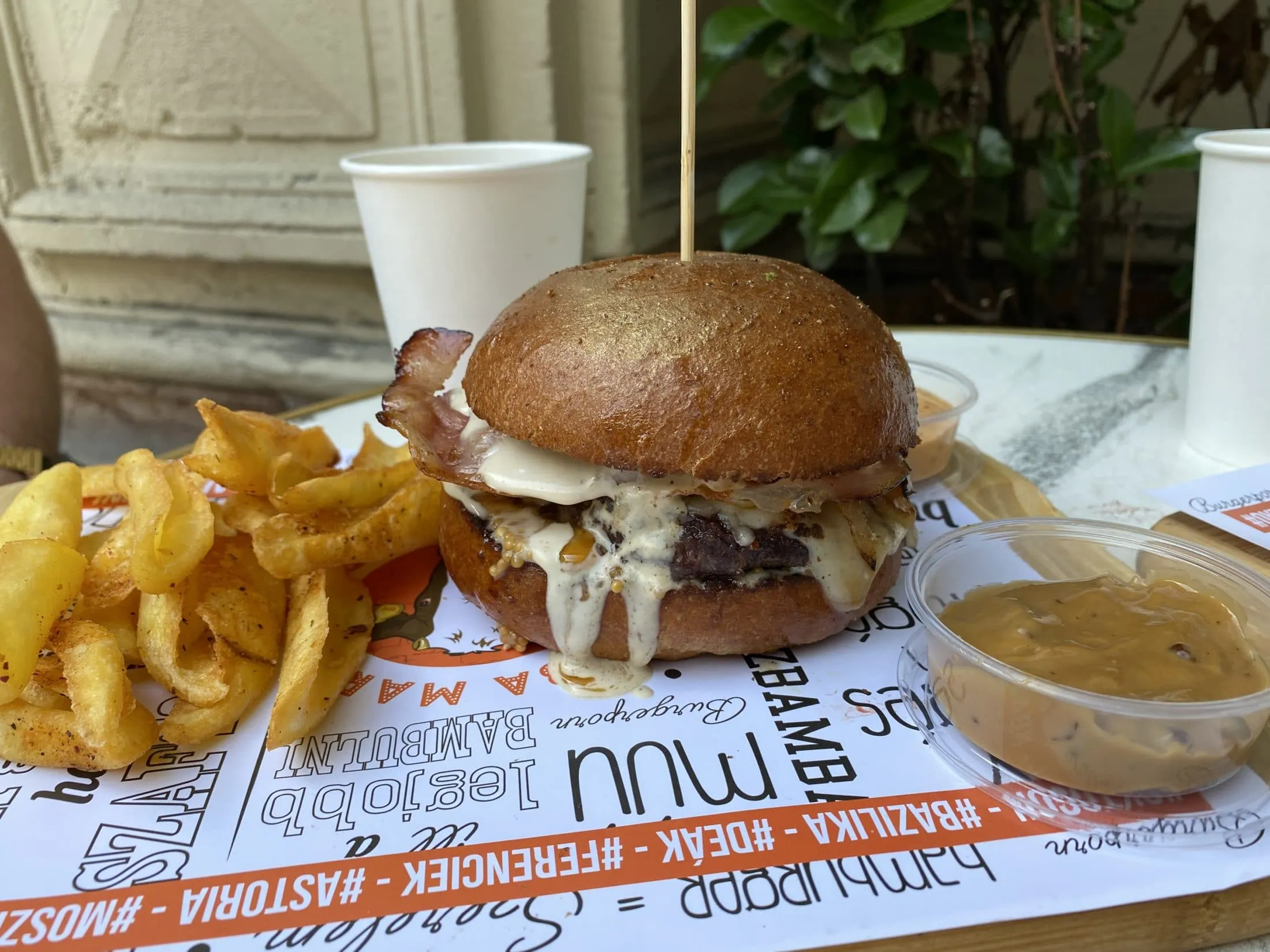 bamba-marha-nft-burger (4)