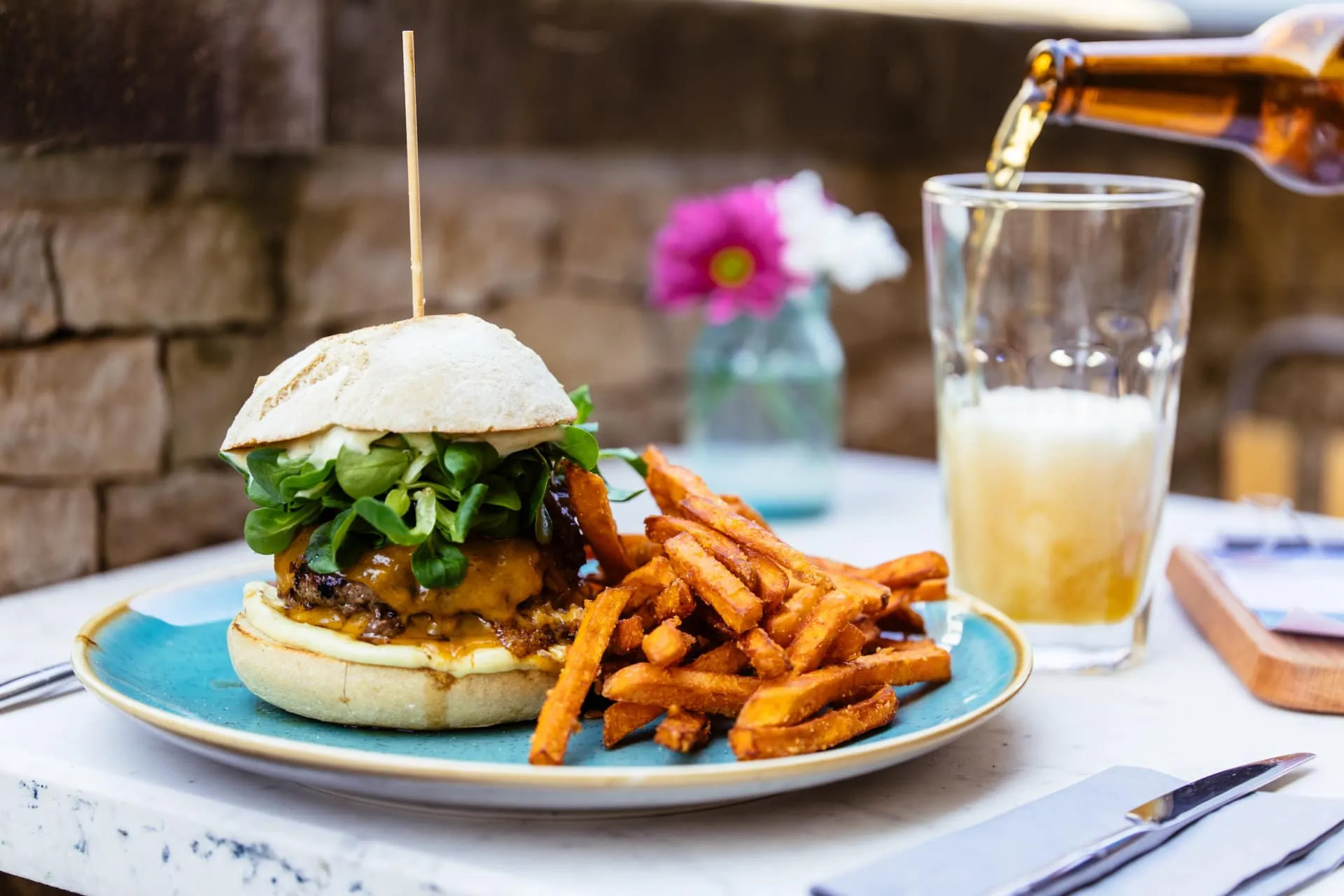 bazsalicom bisztró hamburger