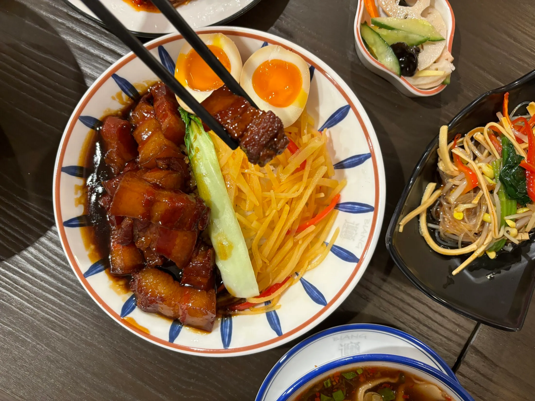 biang-astoria