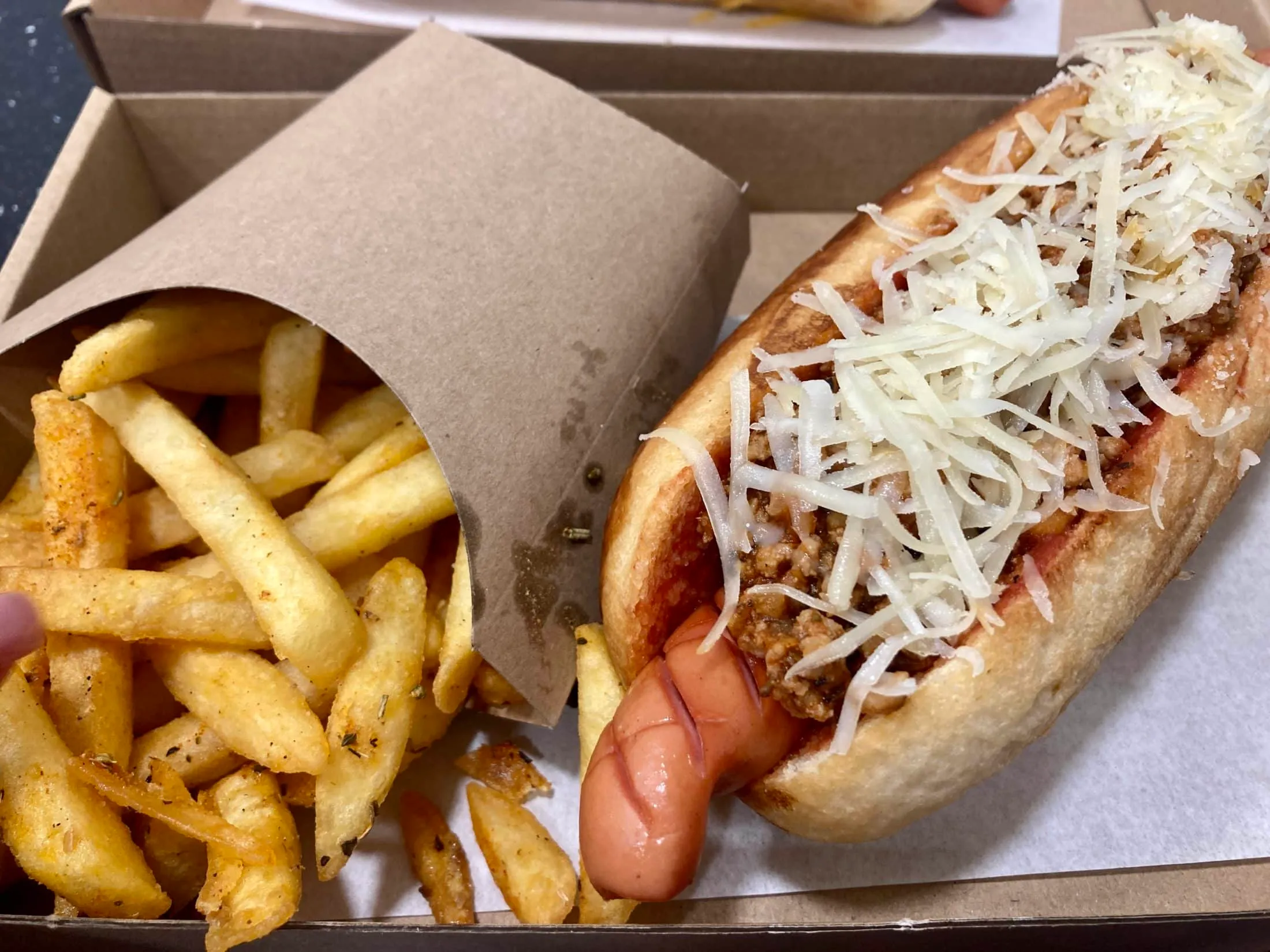 blue-monkey-hot-dog (5)