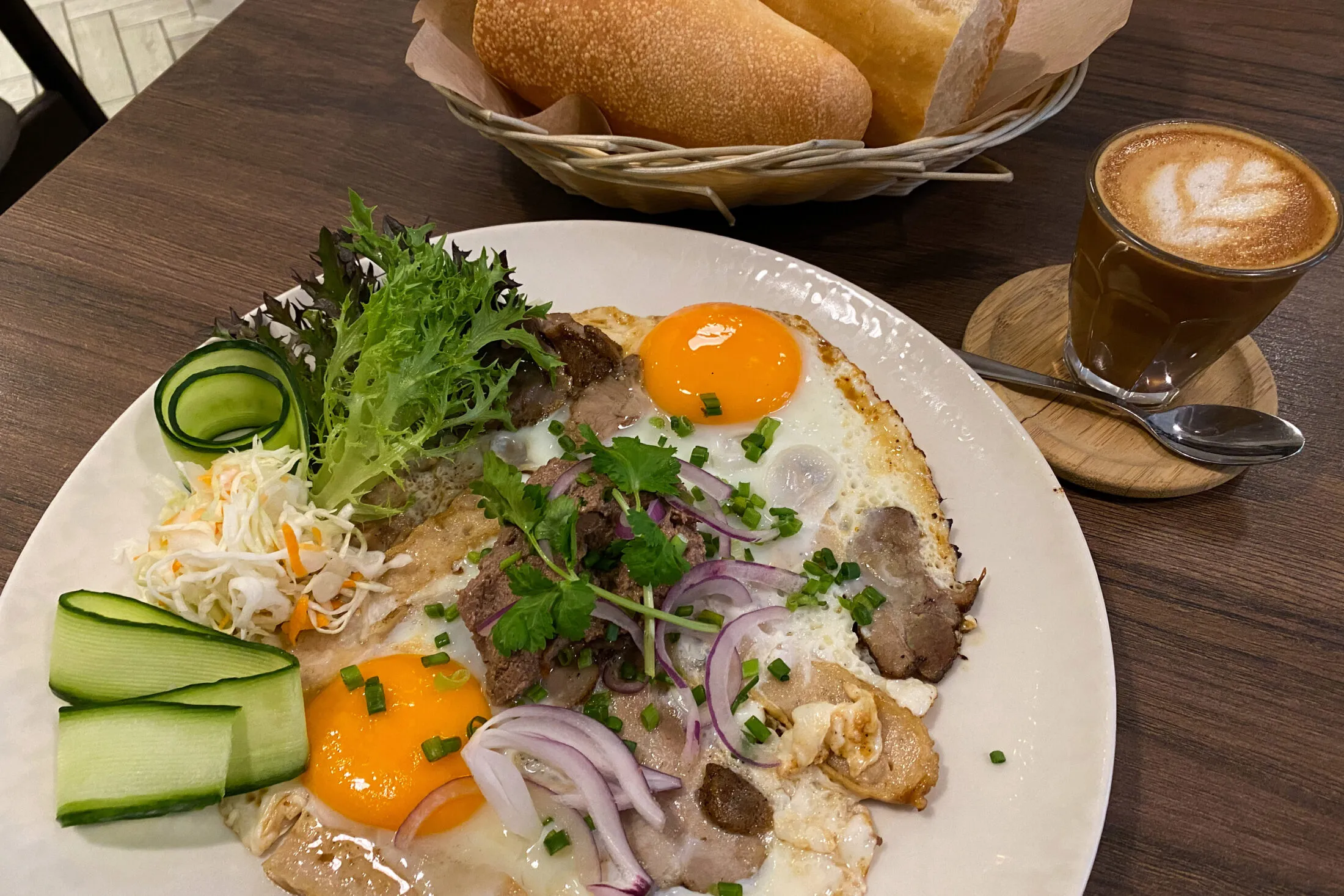 caphe-by-hai-nam-banh-mi-chao