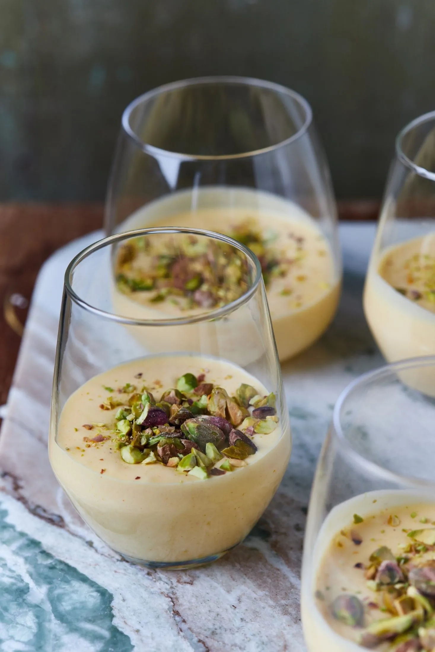 chilis-pisztacias-feher csoki. mousse