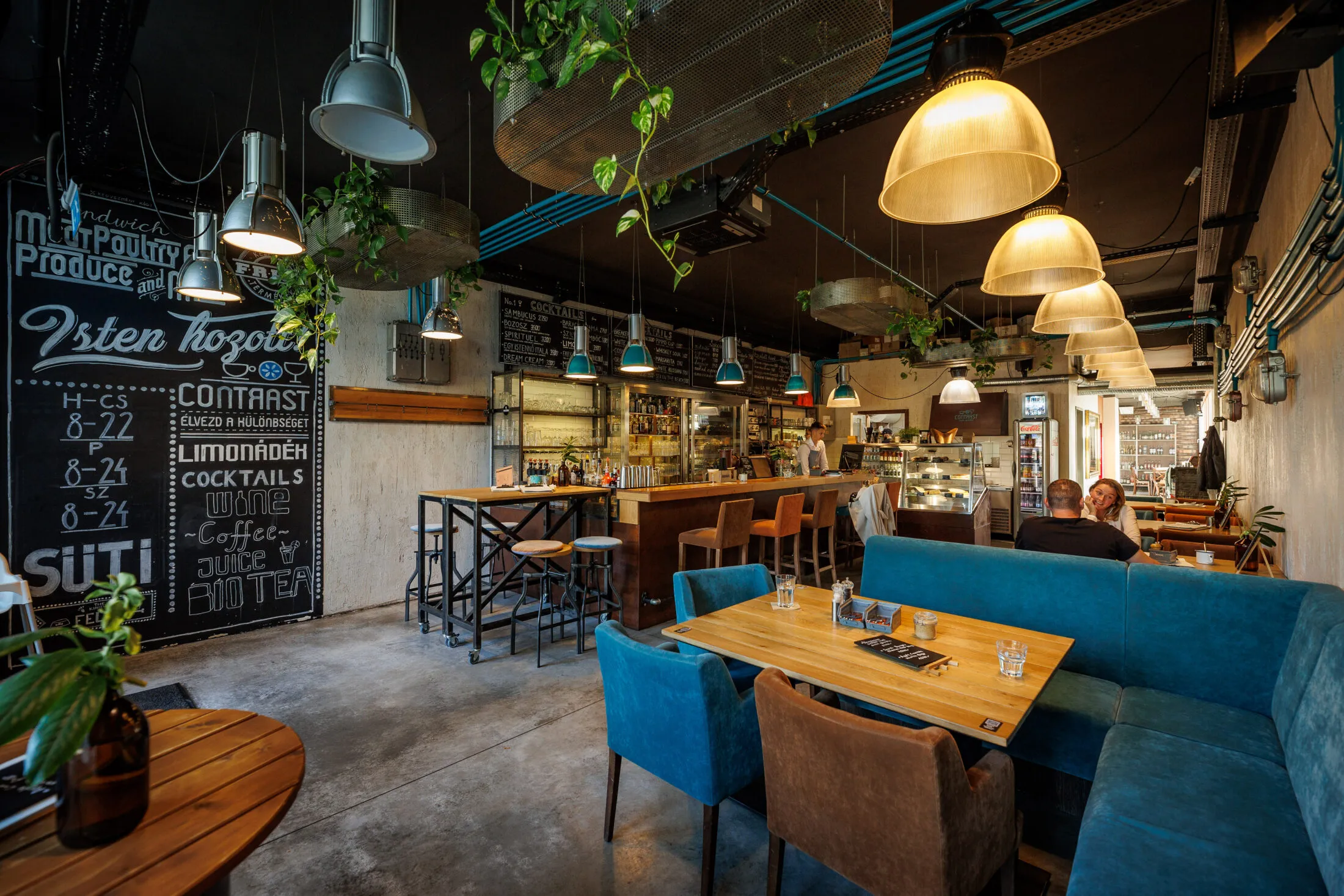 contrast bistro belső