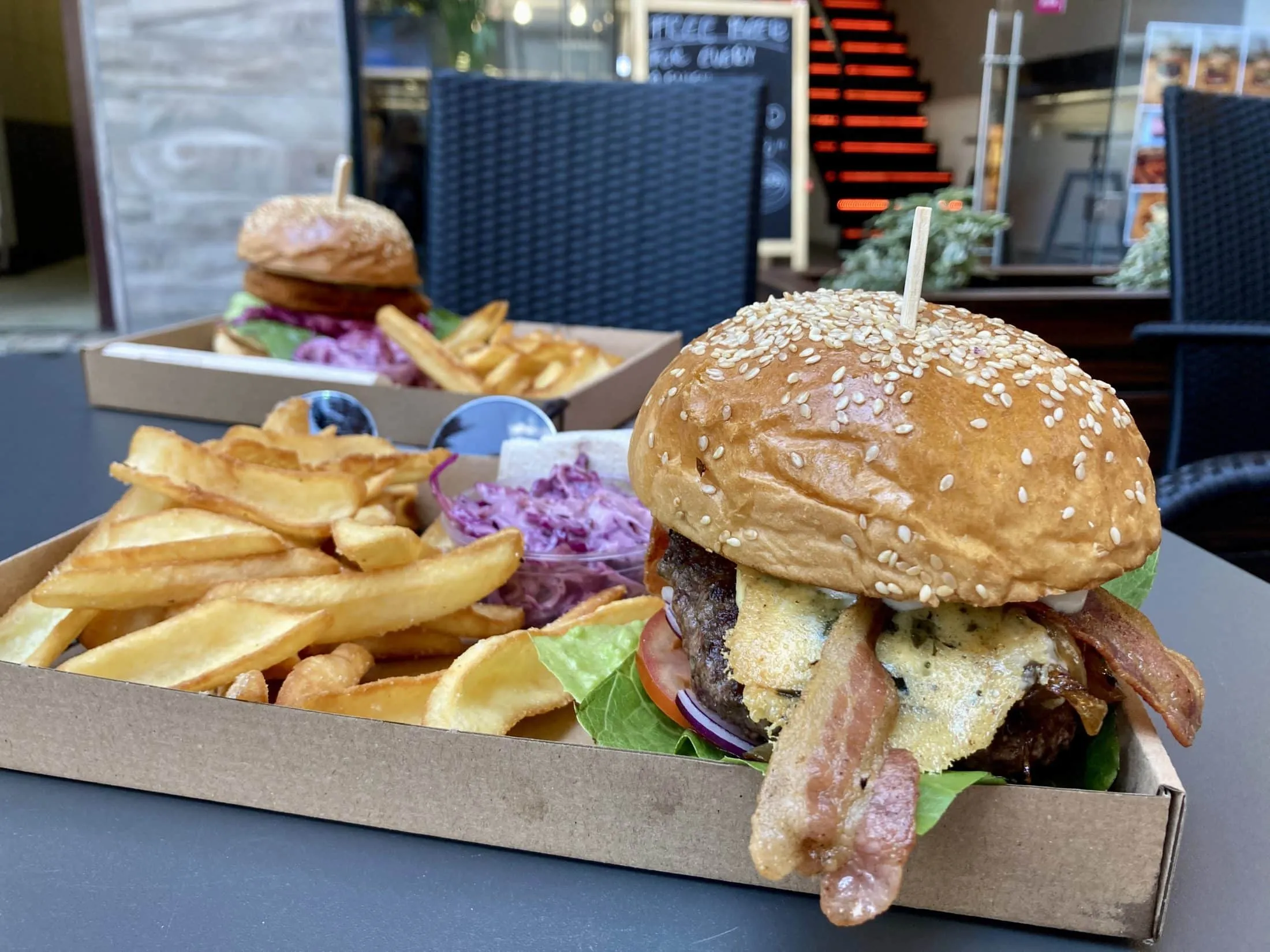 cool-burger (2)