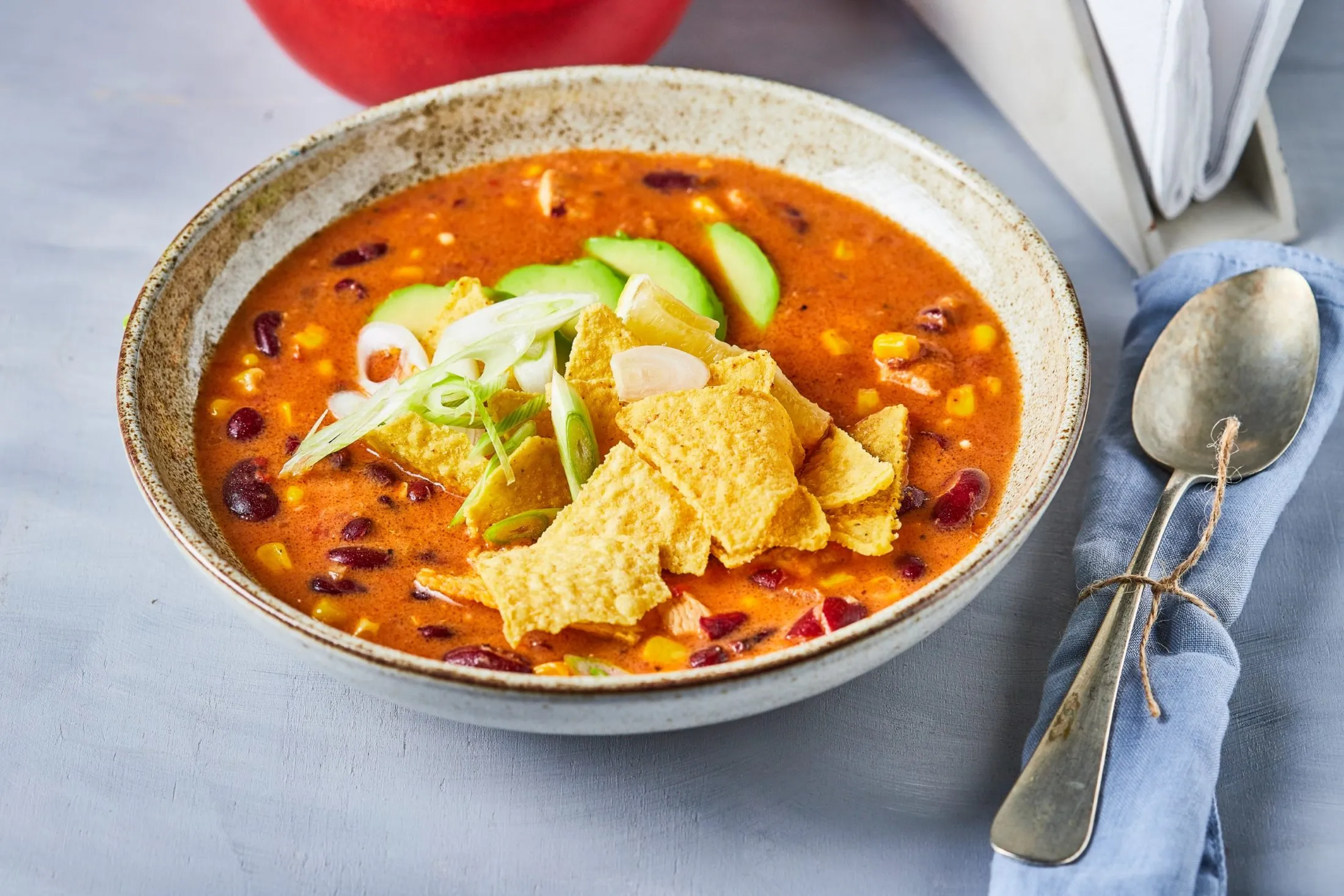 csirkés enchilada leves