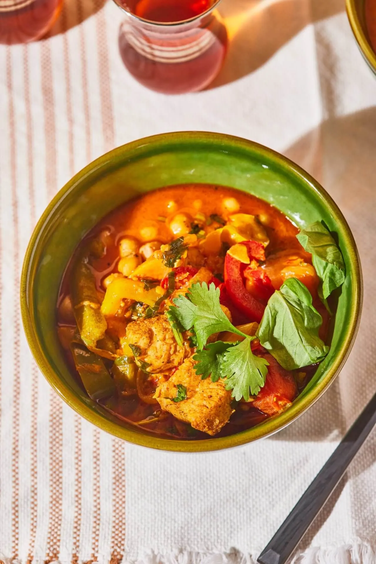 csirkes thai curry
