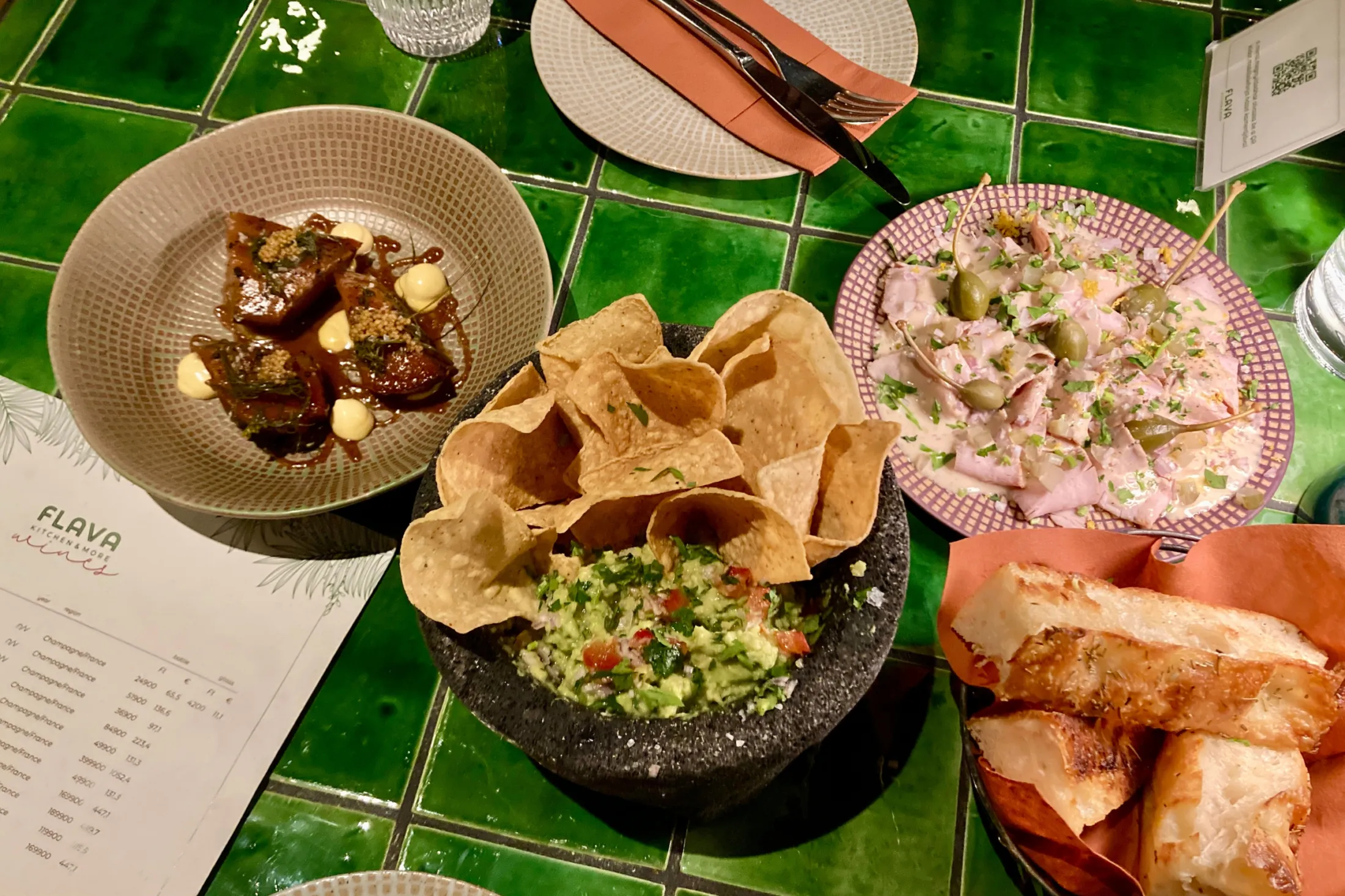 flava-kitchen-and-more-sajat