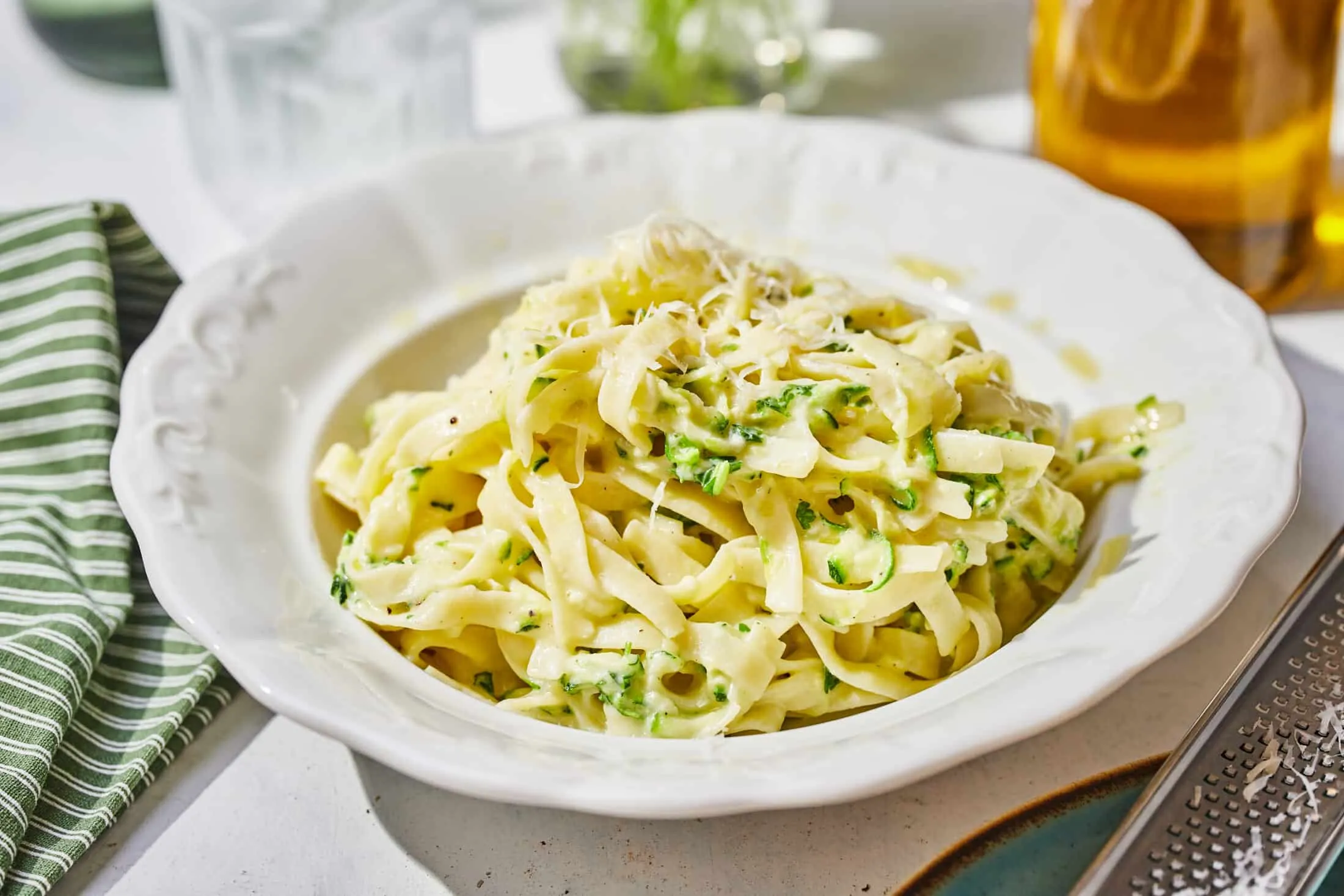 fokhagymas-cukkinis-tagliatelle