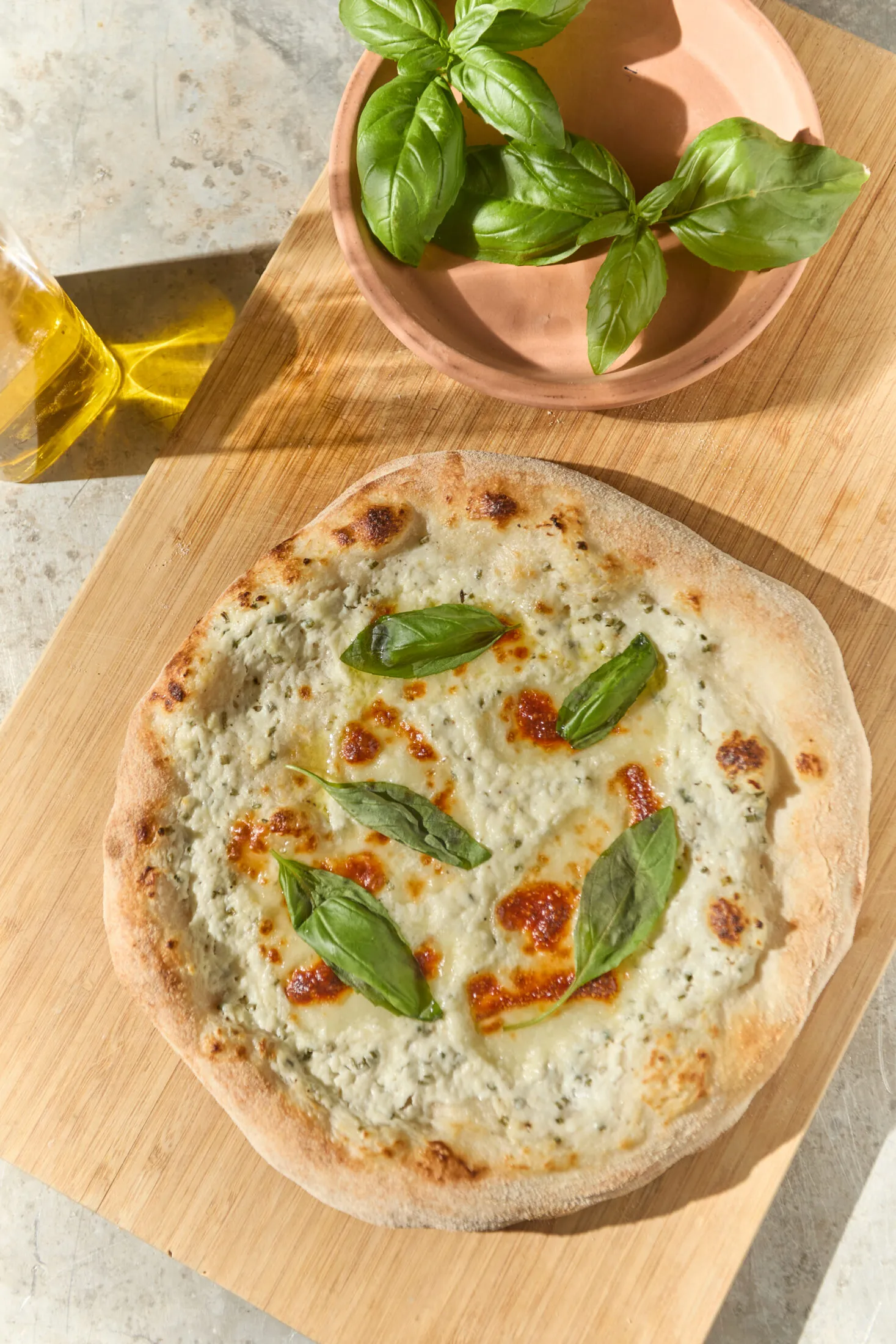 fokhagymas-tejfolos-pizza-4-scaled