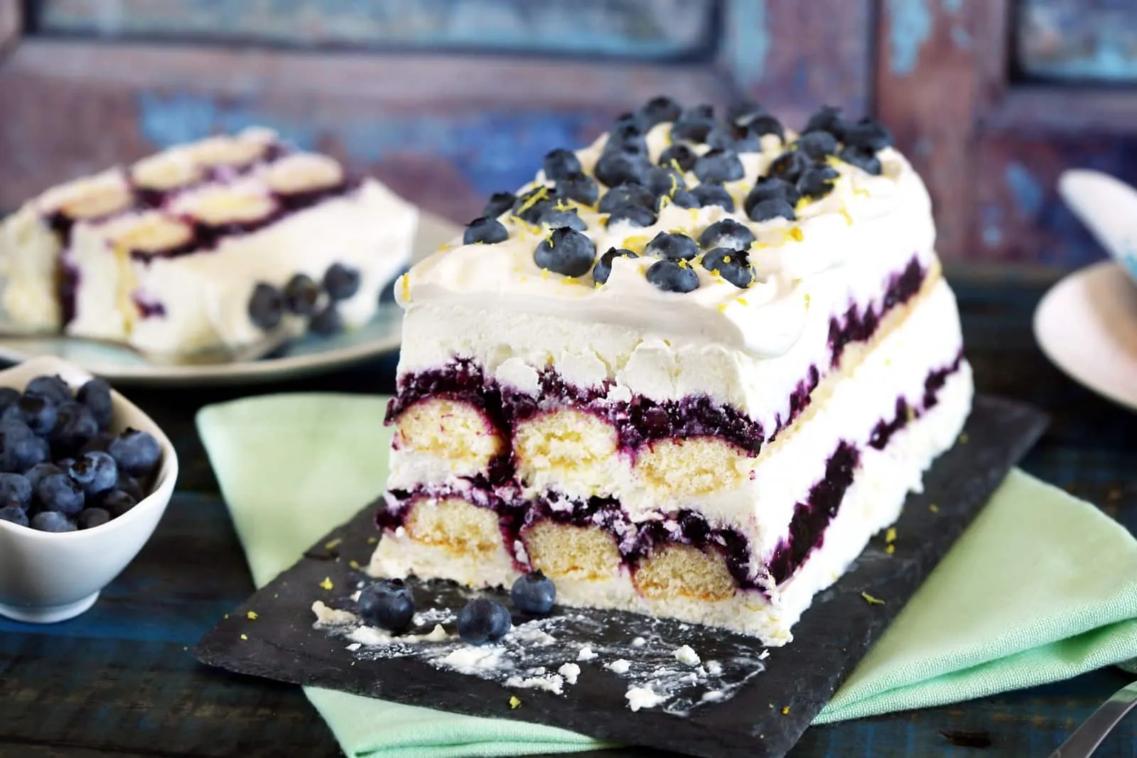 Áfonyás jégkrémtorta