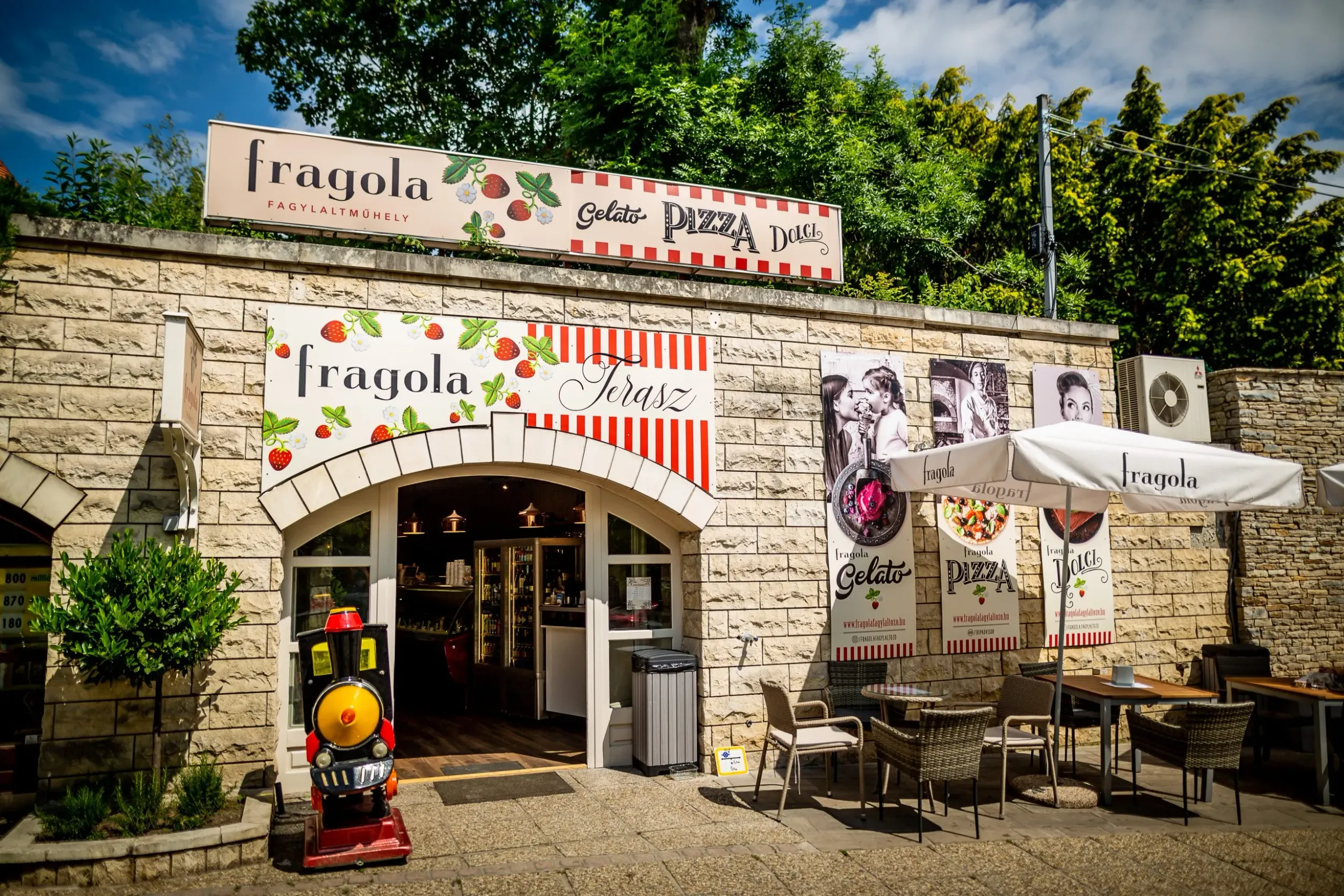 Fragola Terasz