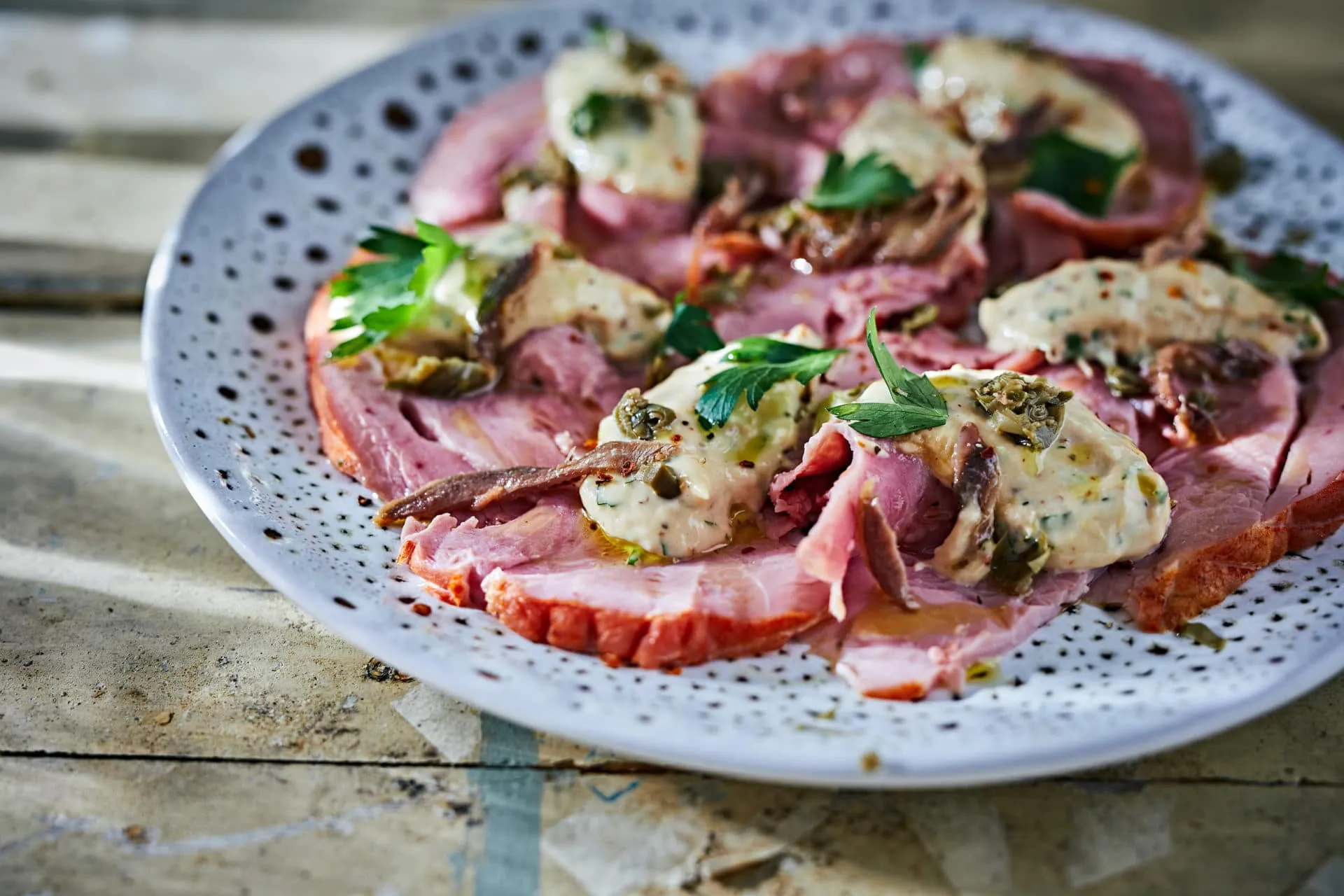 füstölt sonka tonnato