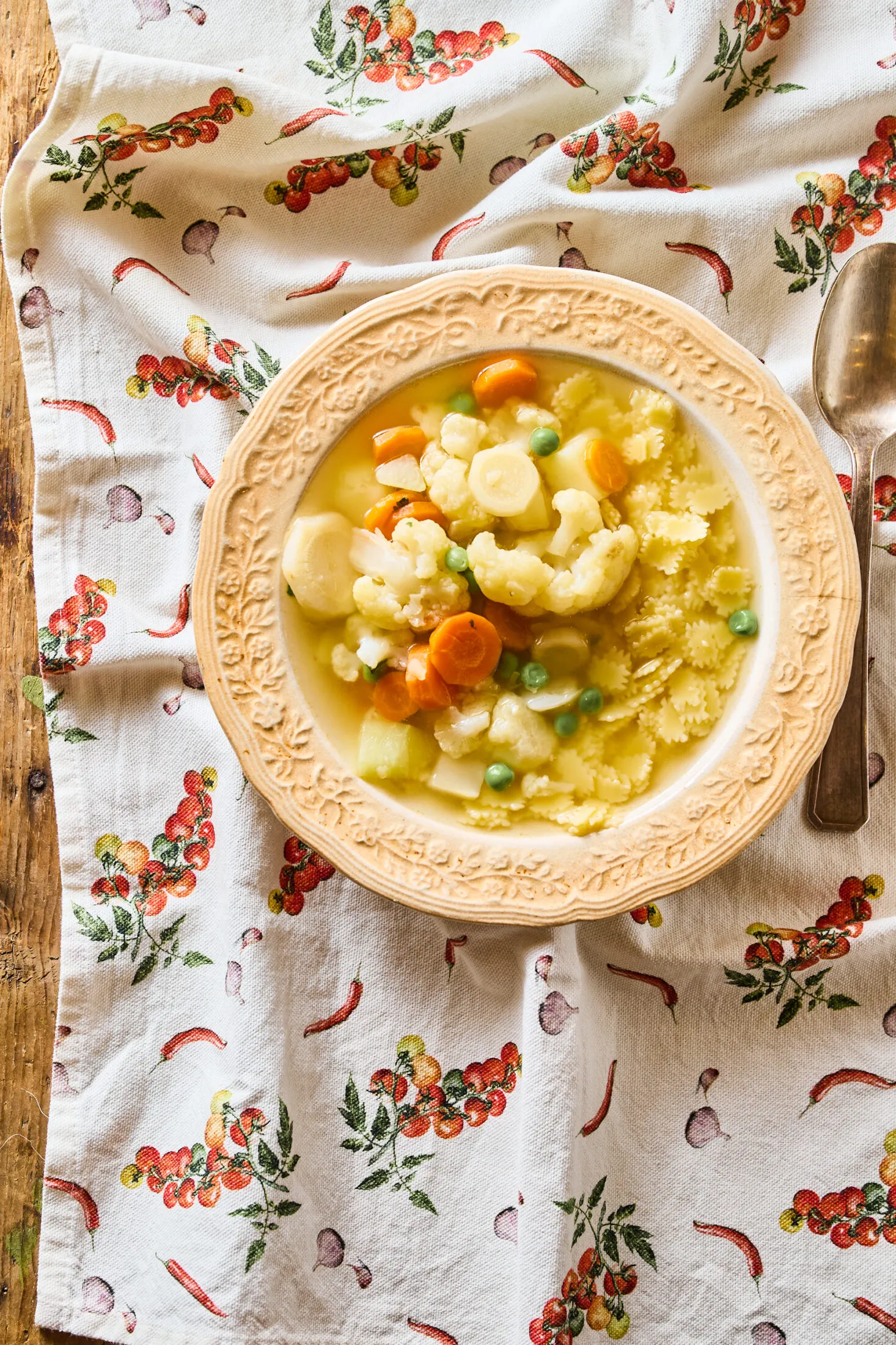 Gyors zöldségleves recept, tartalmas zöldségleves, zöldség leves, egyszerű zöldségleves