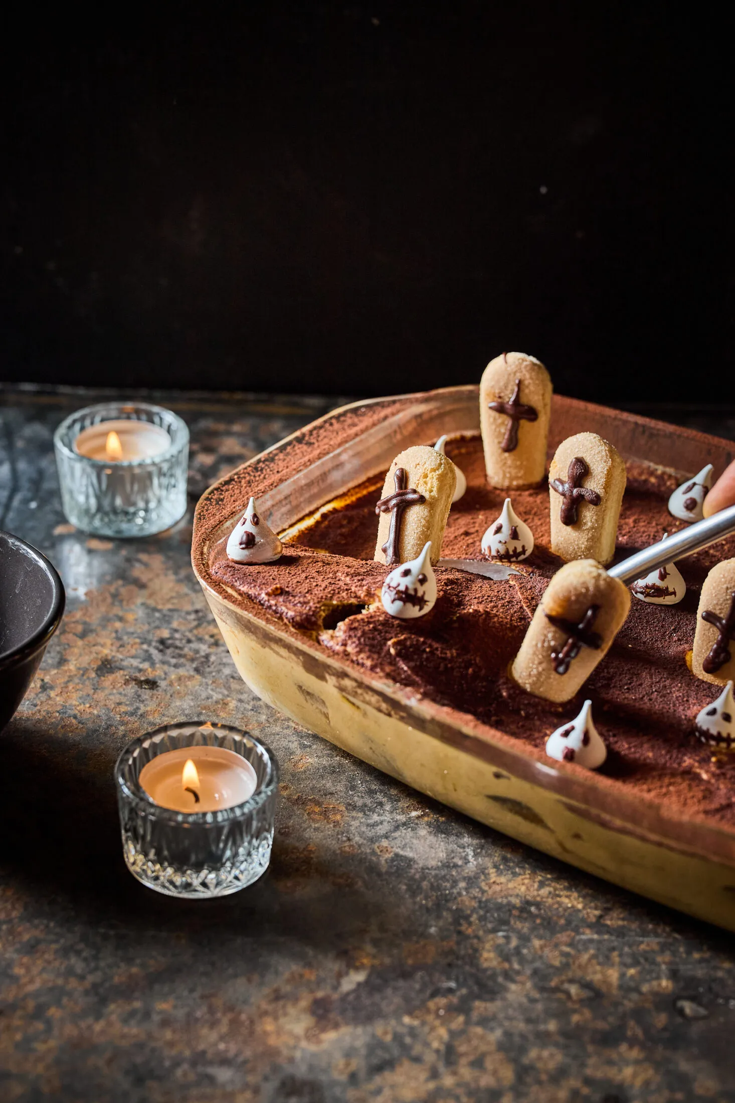 Halloweeni tiramisu habcsókkal