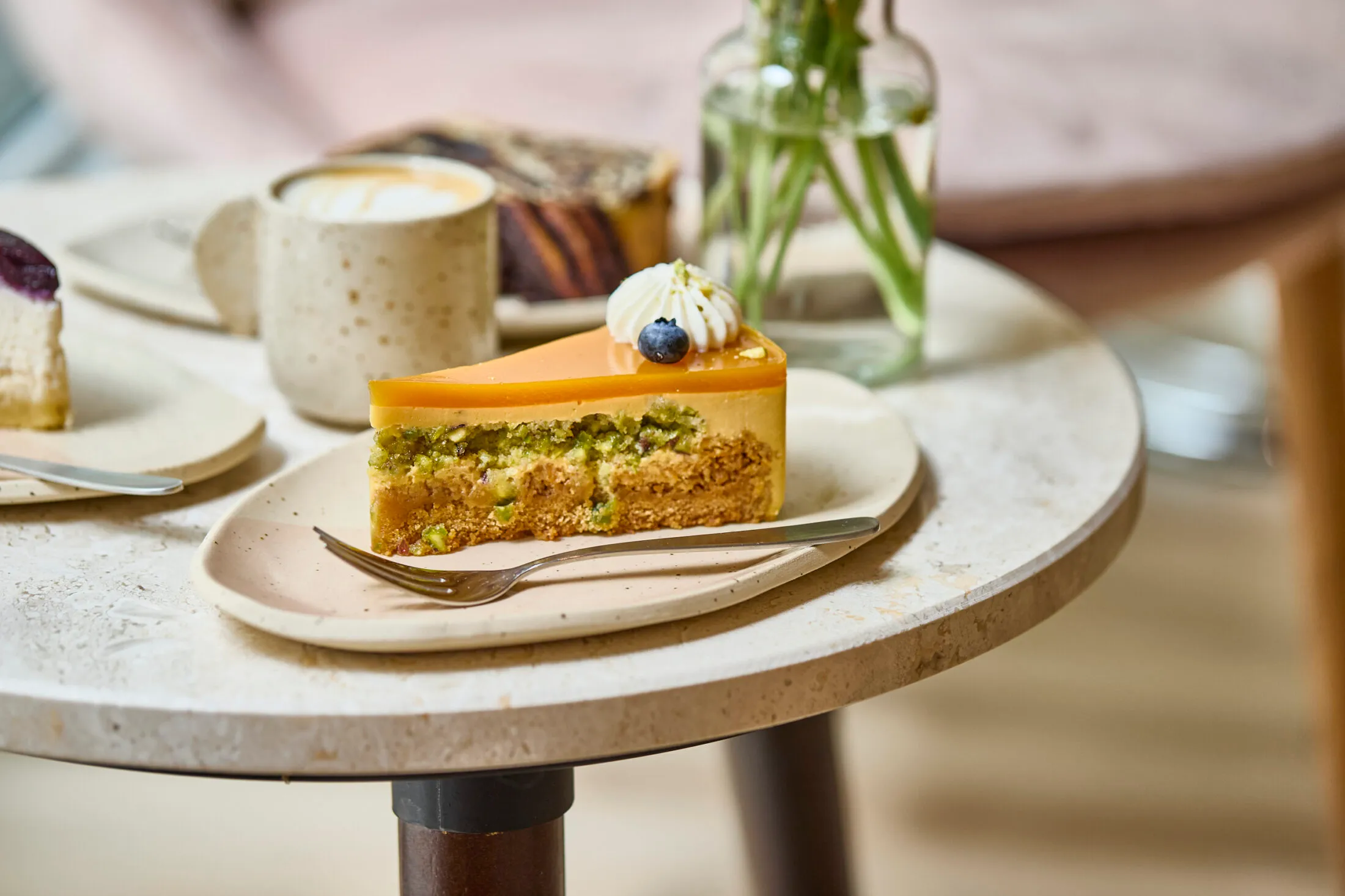 hearty-vegan-cakes-3