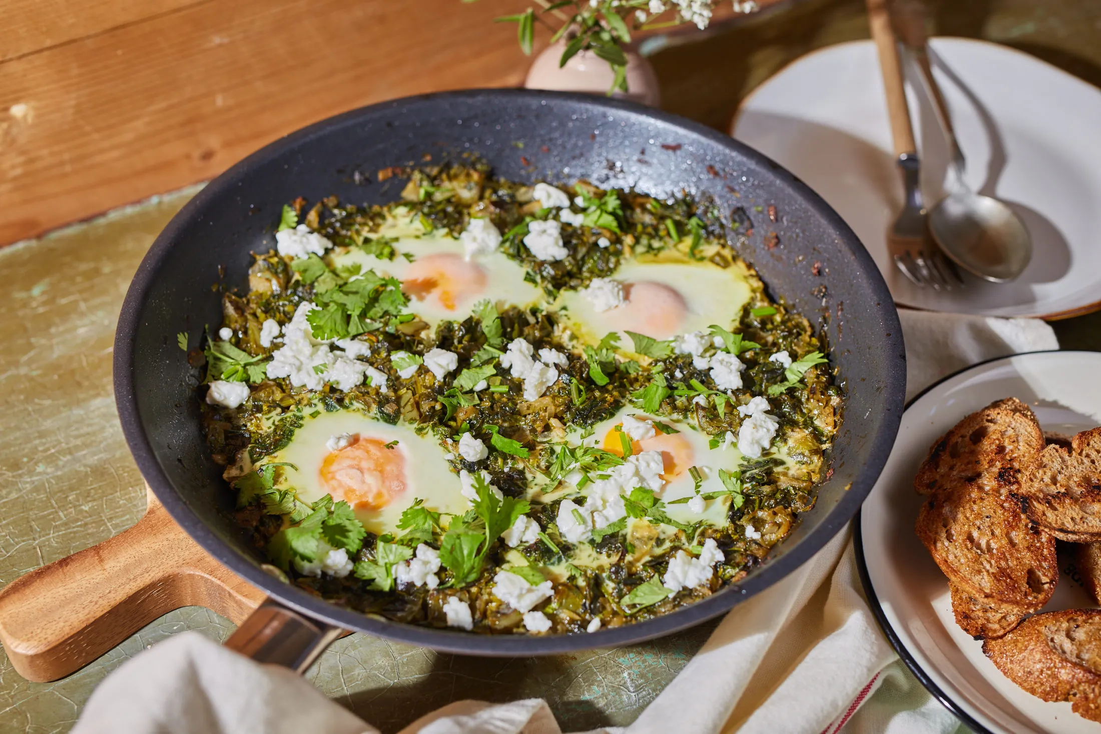 Húsvéti zöld shakshuka