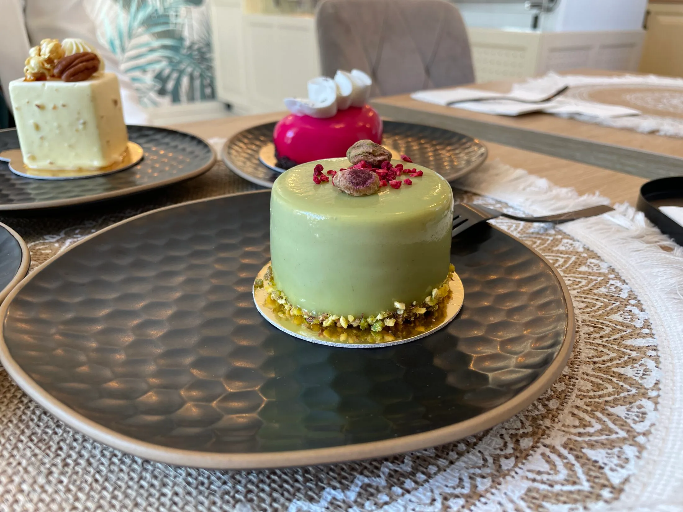 mono cake