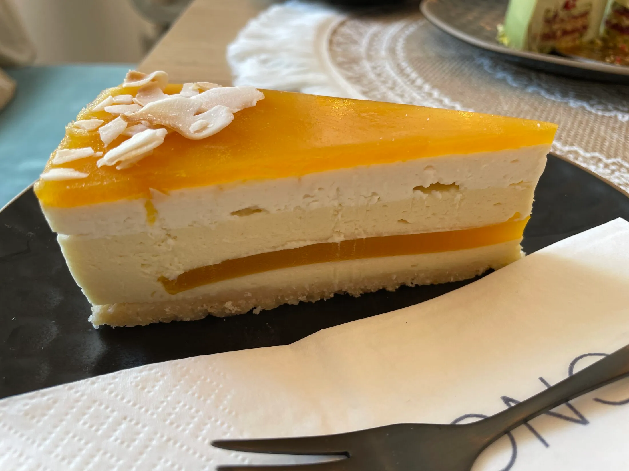 mono cake