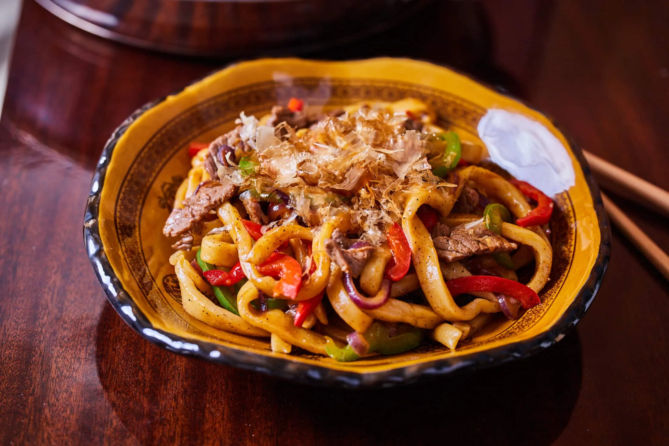 piritott-hazi-udon-teszta-zoldsegekkel1
