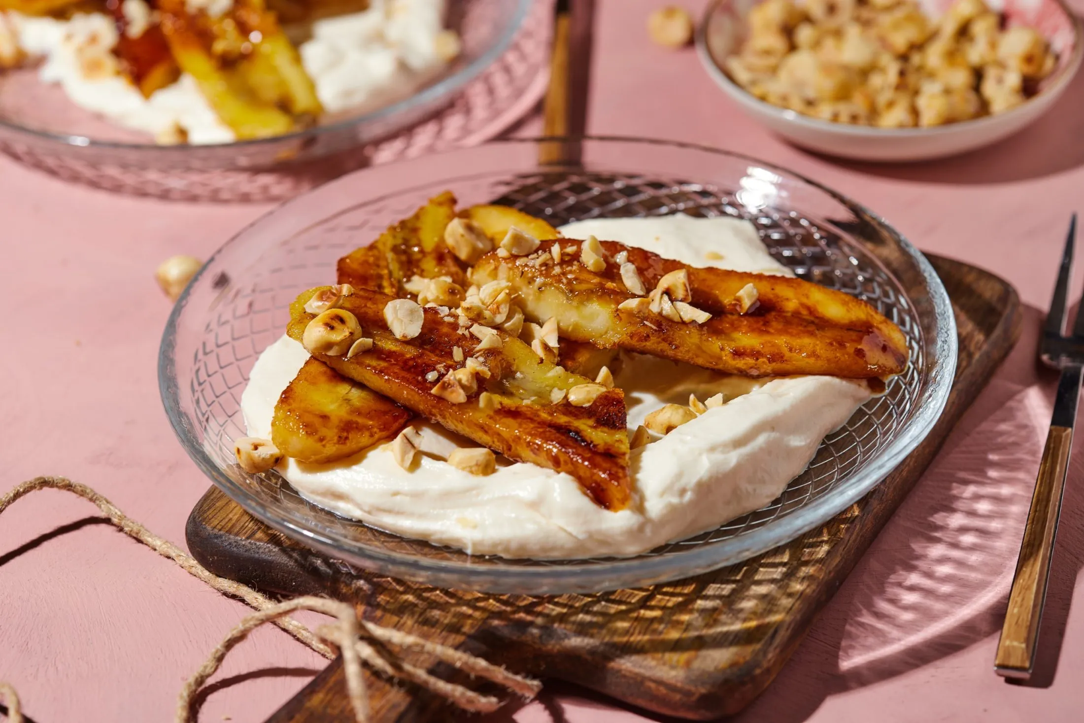 karamellizalt banan vanilias mascarponekremmel