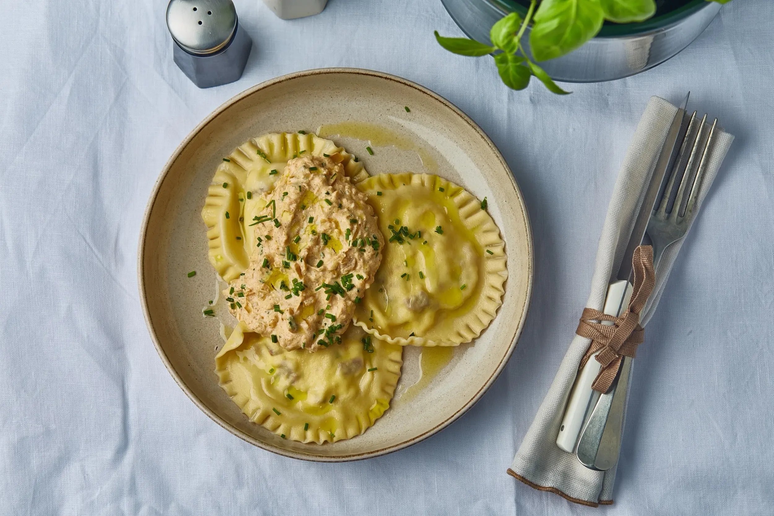 kolbászos túróval töltött ravioli