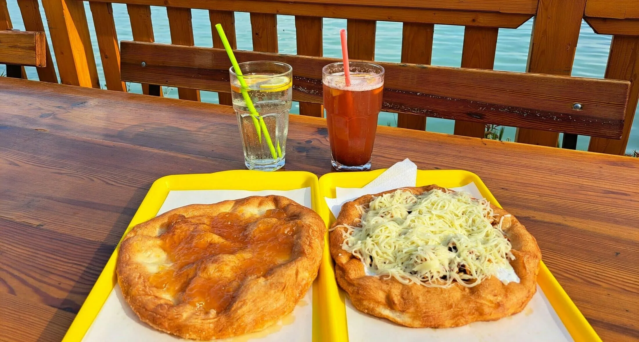 lángos, balaton, rév büfé, révfülöp