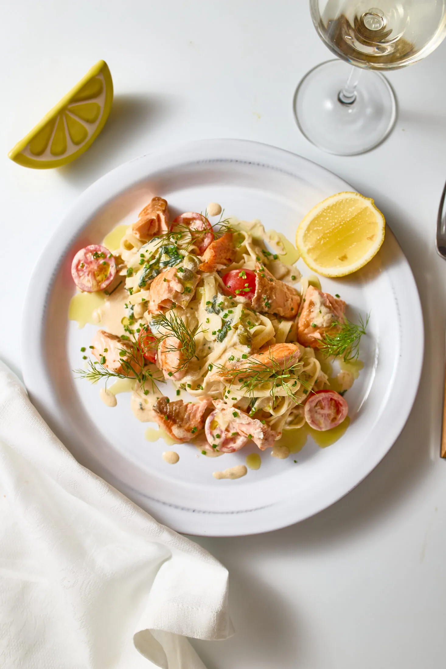 Lazacos tagliatelle kapribogyóval