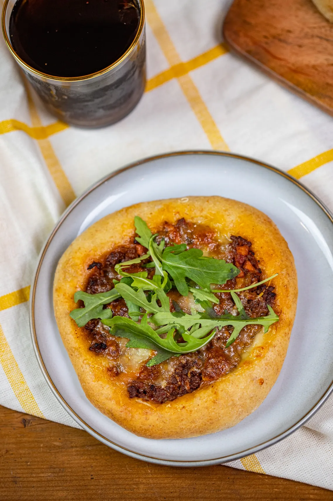 mini bolognai pizza