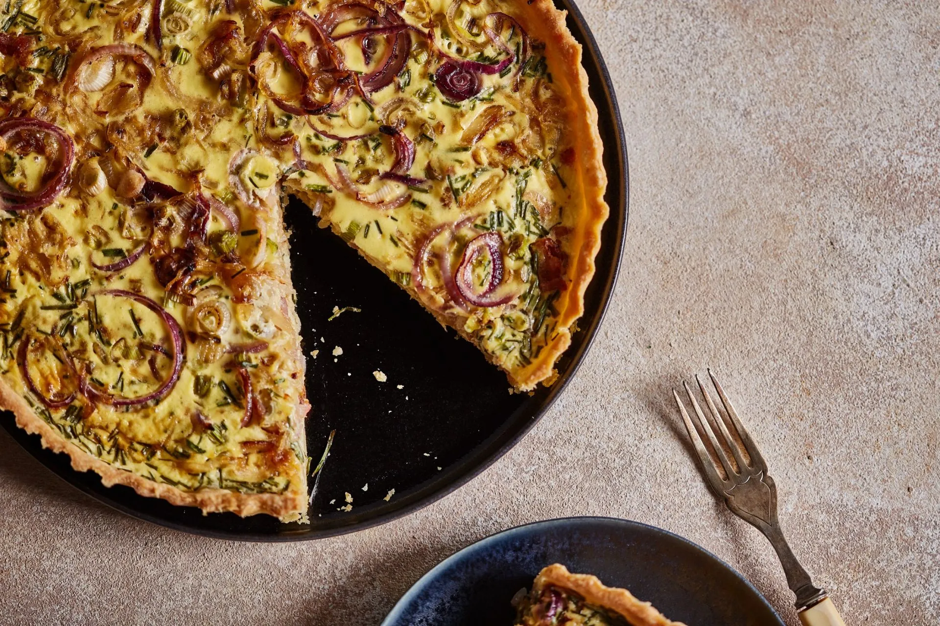 lokpaj-a-sved-hagymas-pite