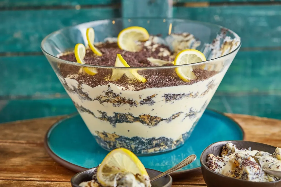 mákosguba trifle