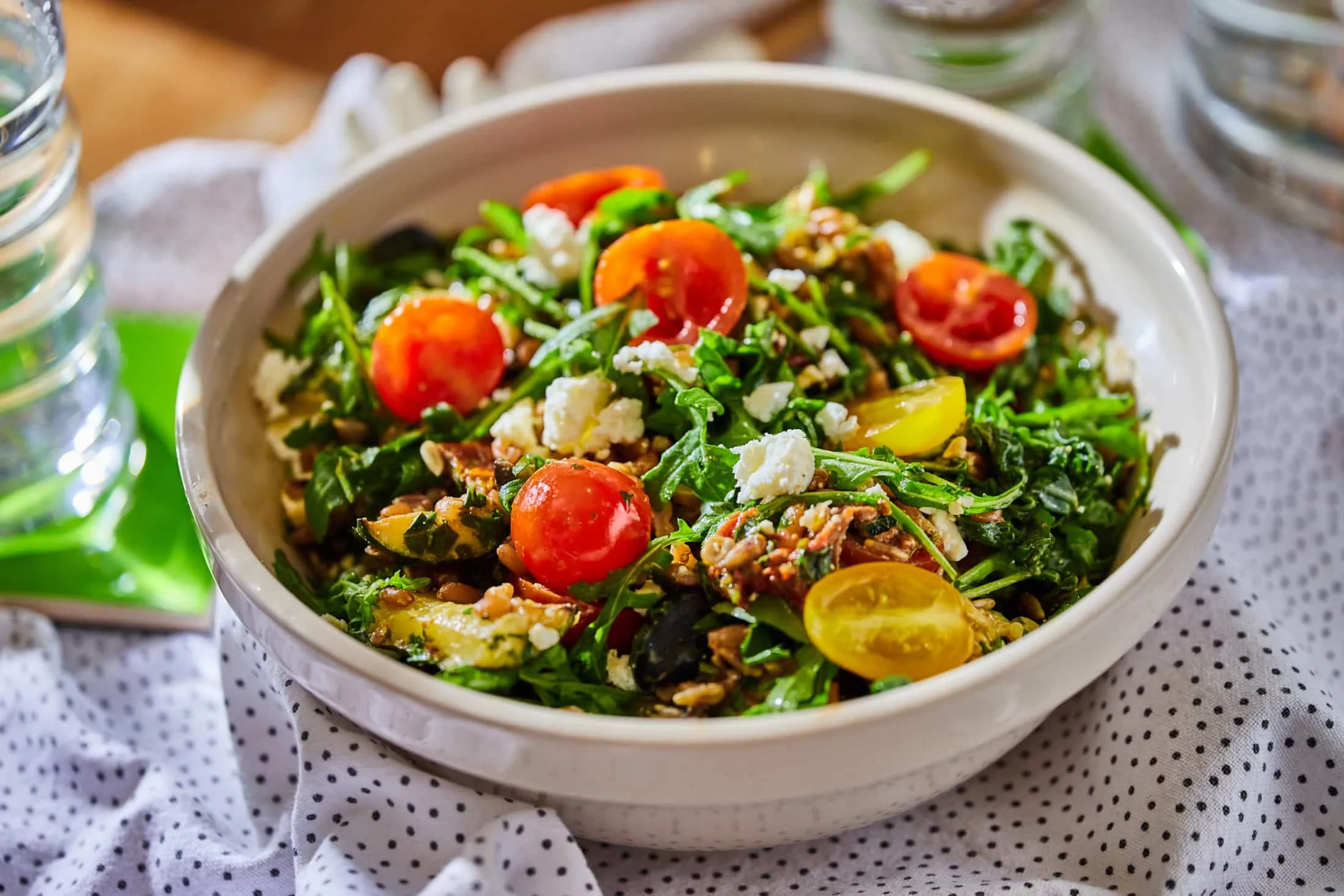 mediterran-tonkolybuza-salata
