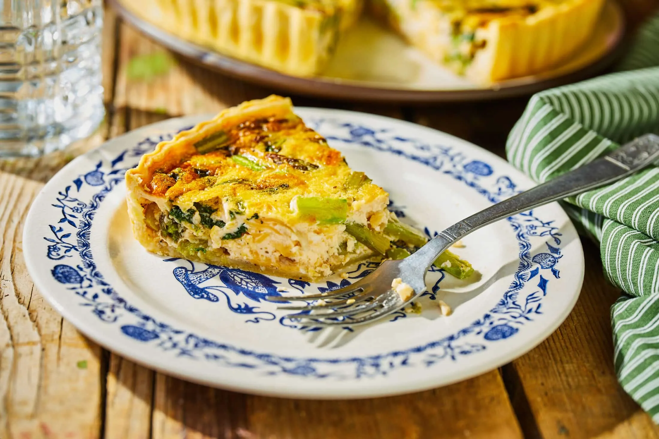 meguszos-spargas-quiche-bolti-leveles-tesztabol