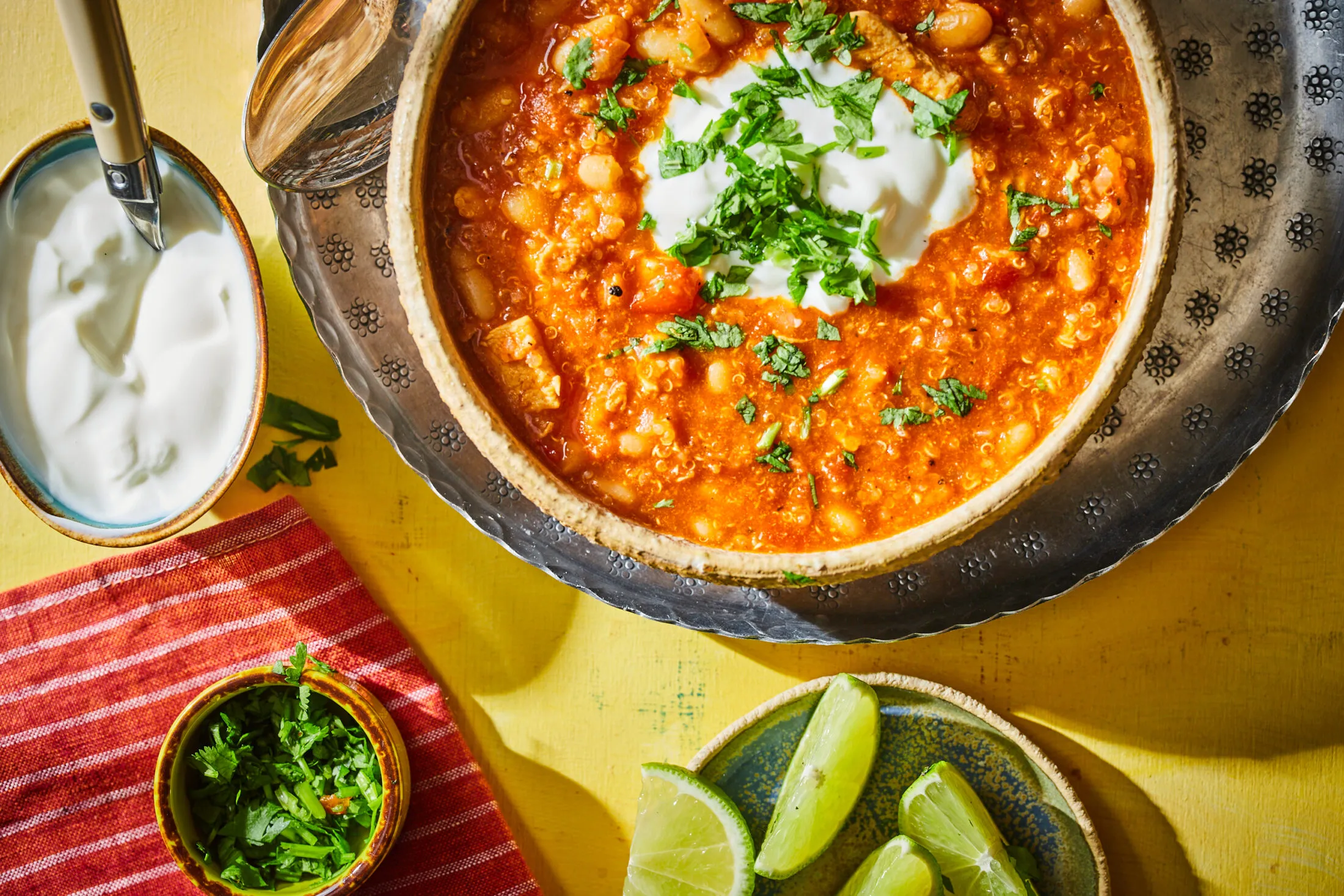 mexikoi-csirkeragu-quinoaval-es-babbal
