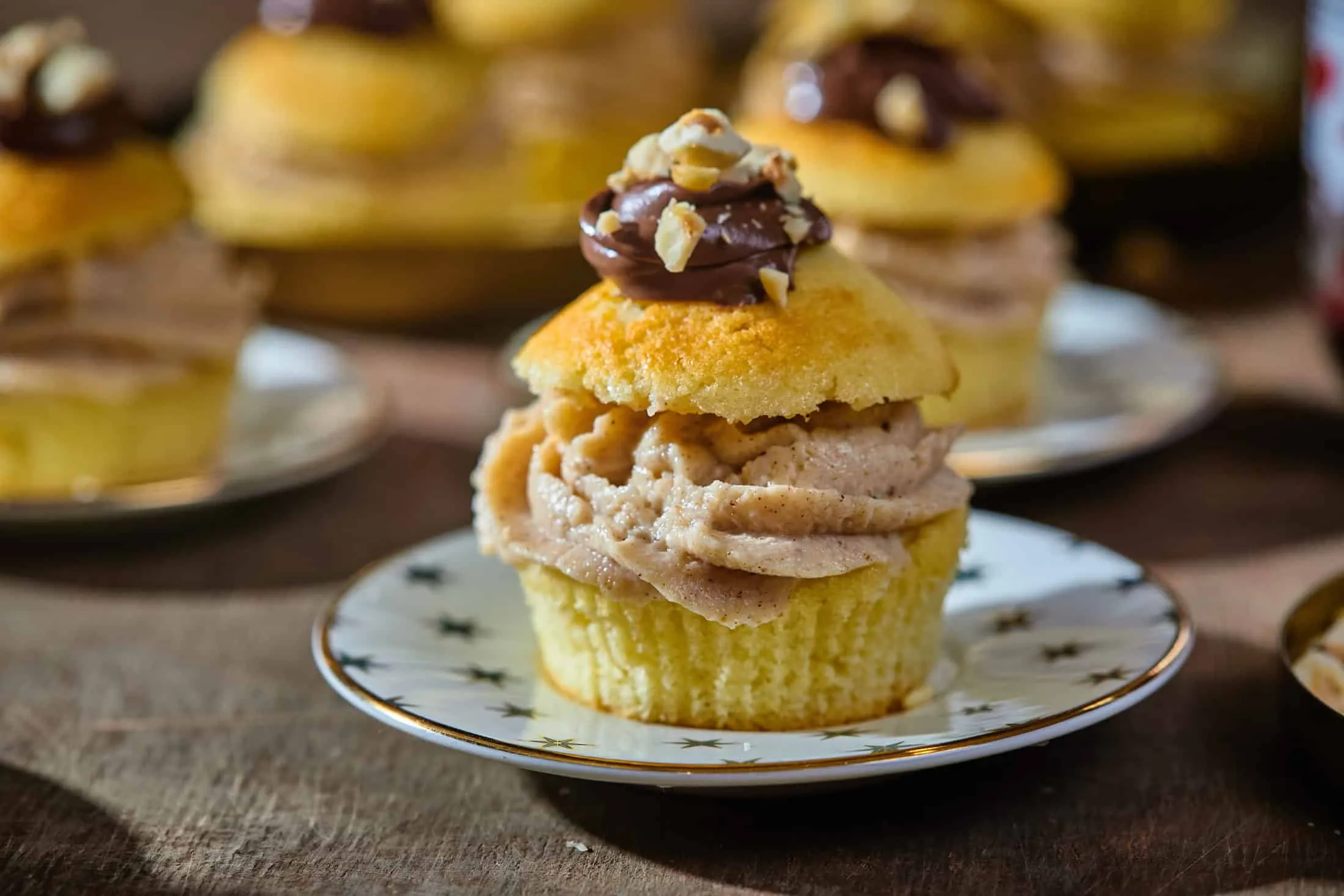 mezeskalacskremes-cupcake