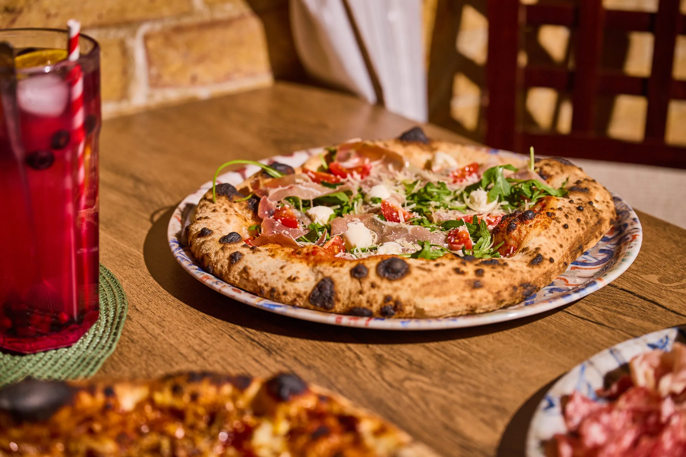 Nana Pizzéria Komárom pizza