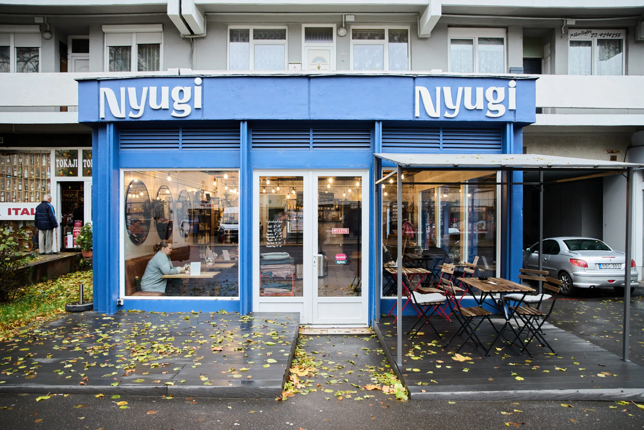 nyugi külső