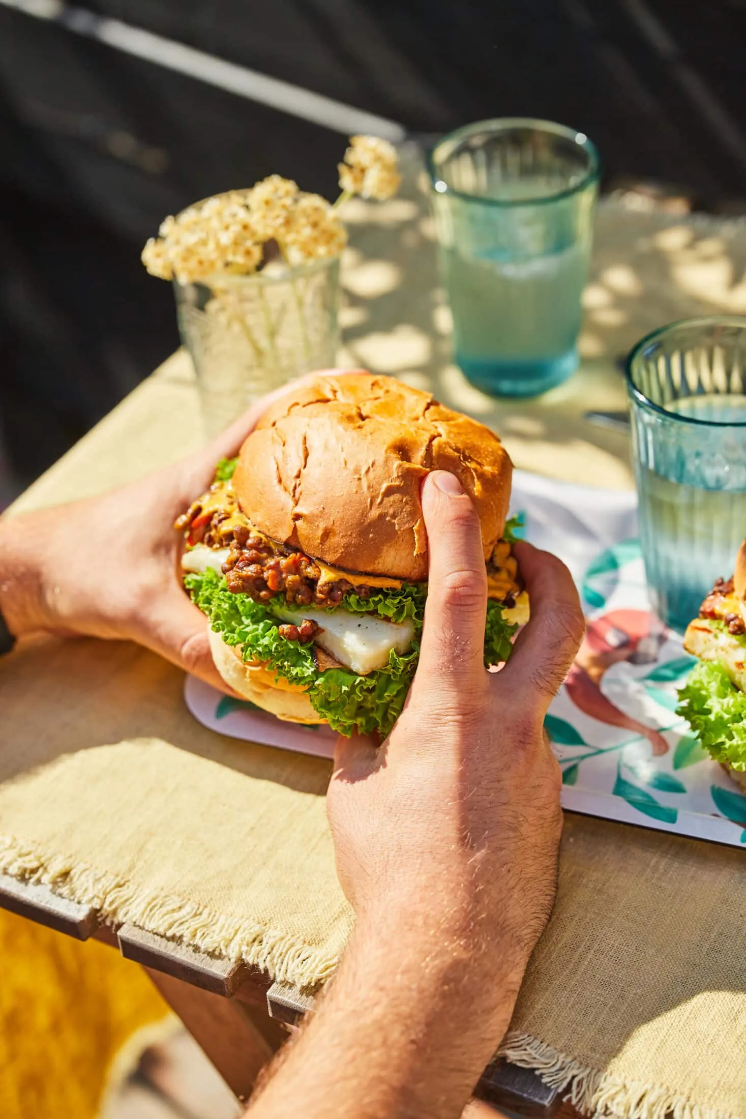 paneer-sajtos-currys-lencsesalata-burger