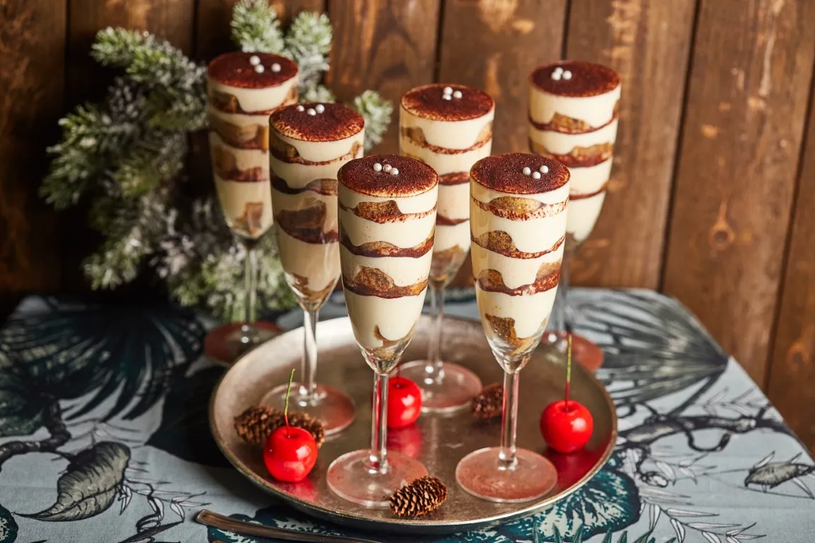 pezsgős tiramisu pohárkrém