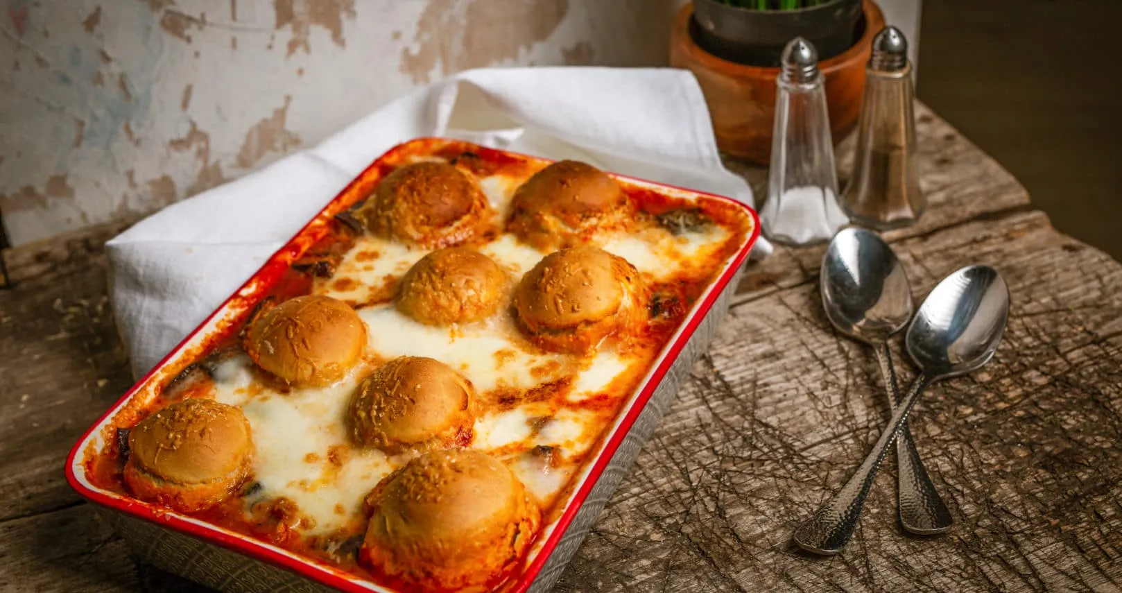 Pizzagolyós parmigiana