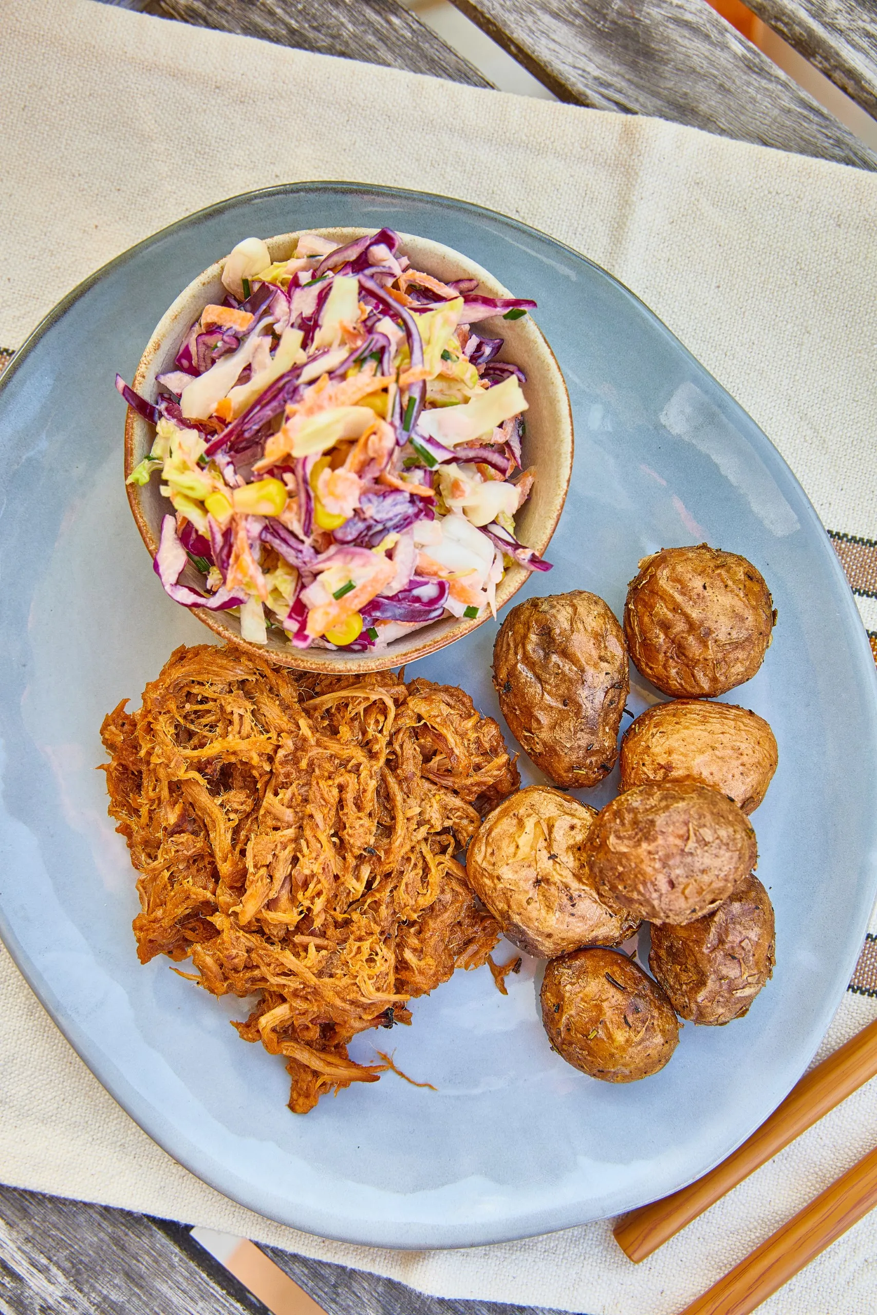 Tökéletes pulled pork almás coleslaw salátával