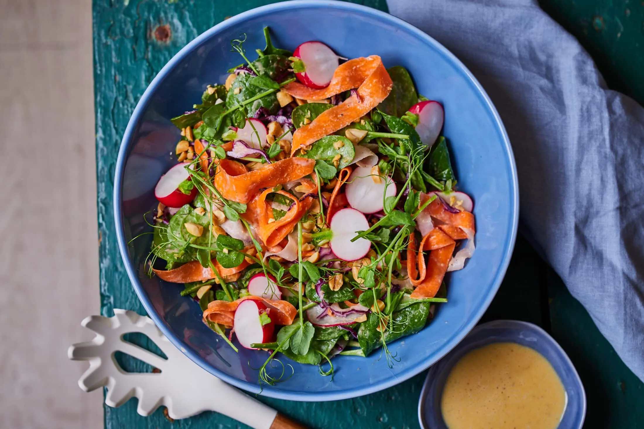 repas-retkes-mogyoros-salata