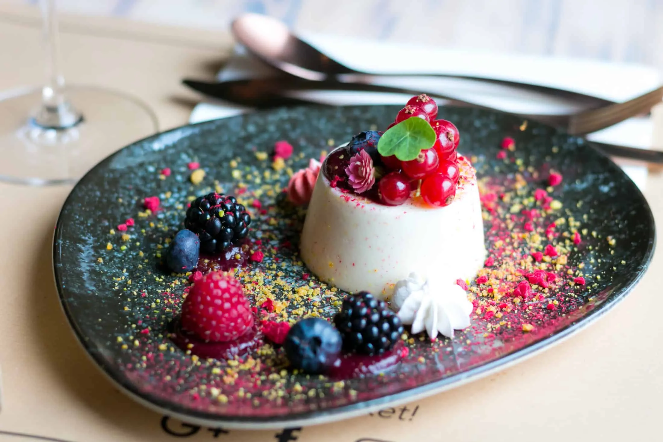 ropogos-bistro (1)