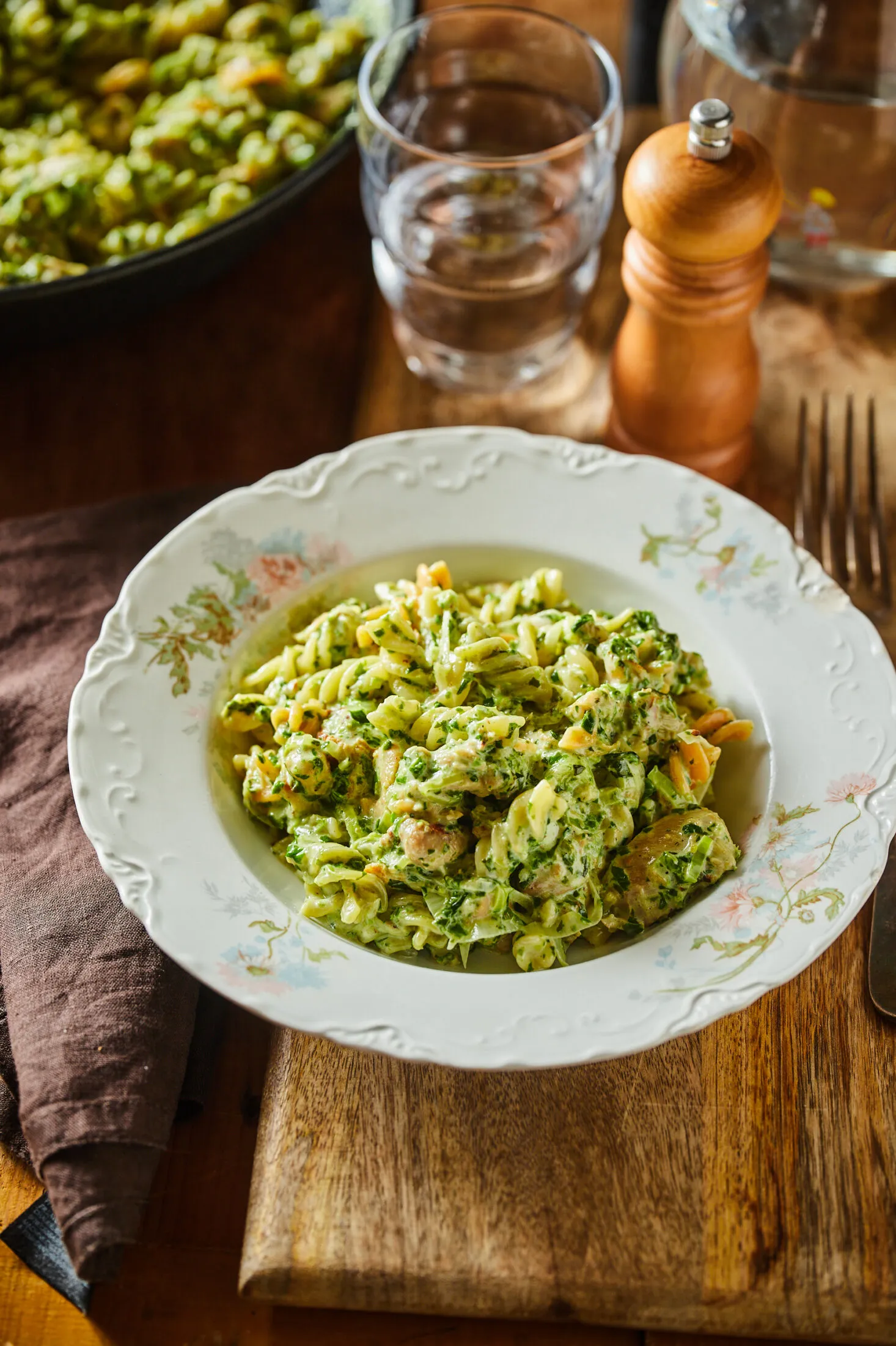 sajtkremes-csirkecombos-fusilli-spenottal-2