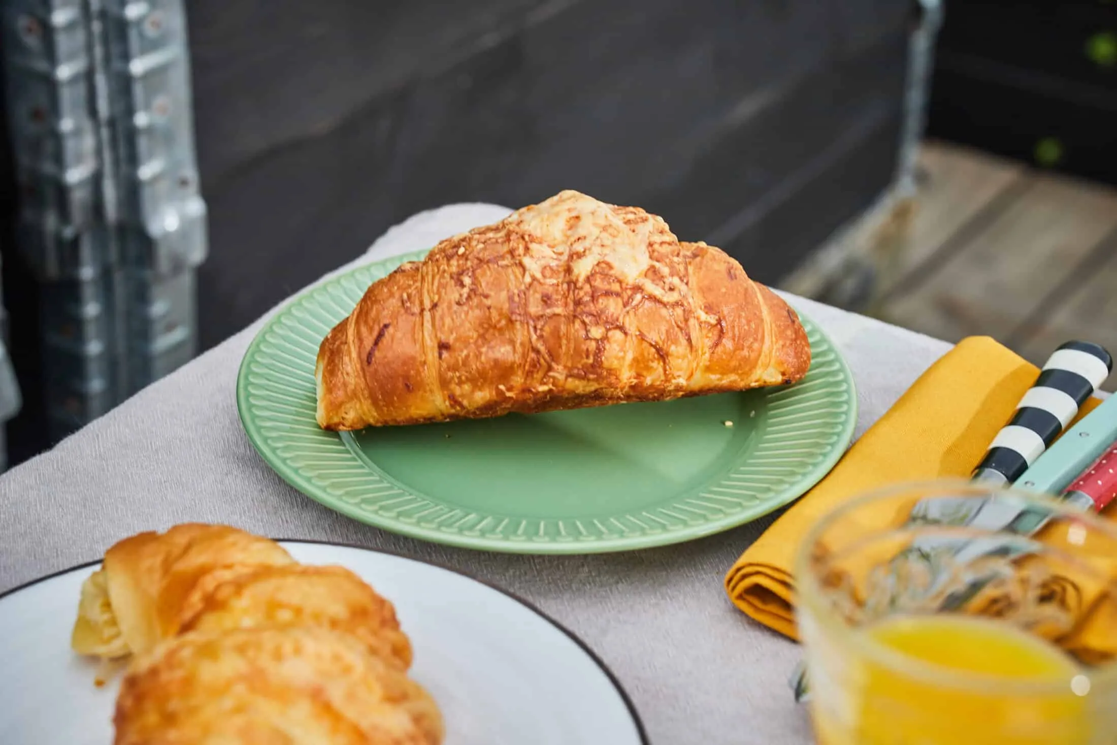 sajtos-croissant-budapesten (9)