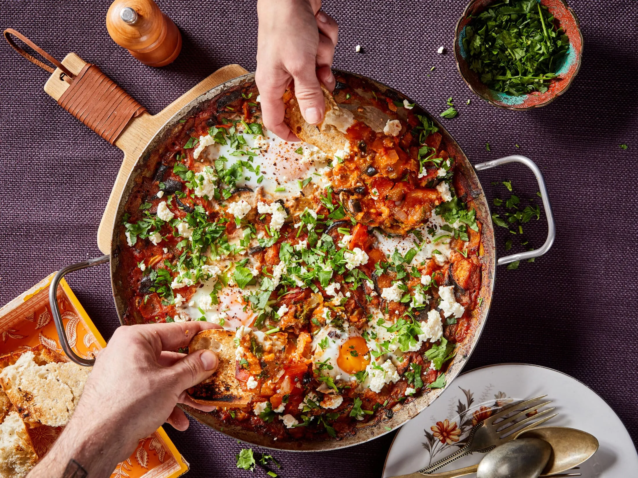 skmag_2023nyar_10449_shakshuka