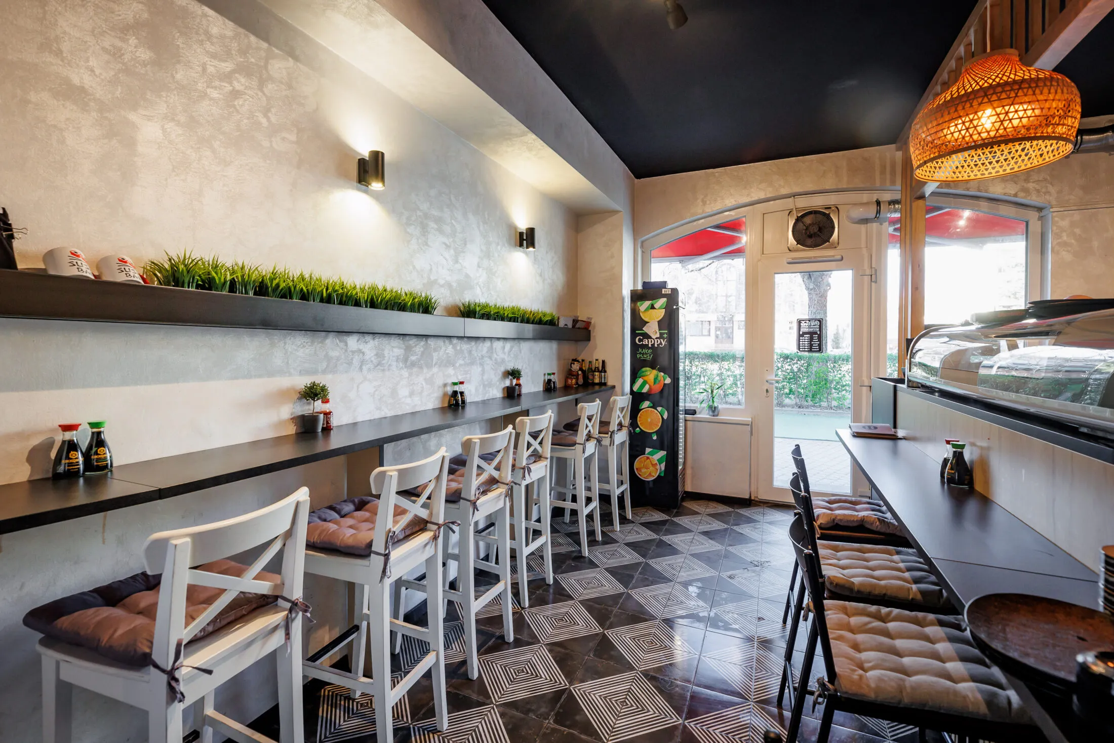 sushi-bar-enterior